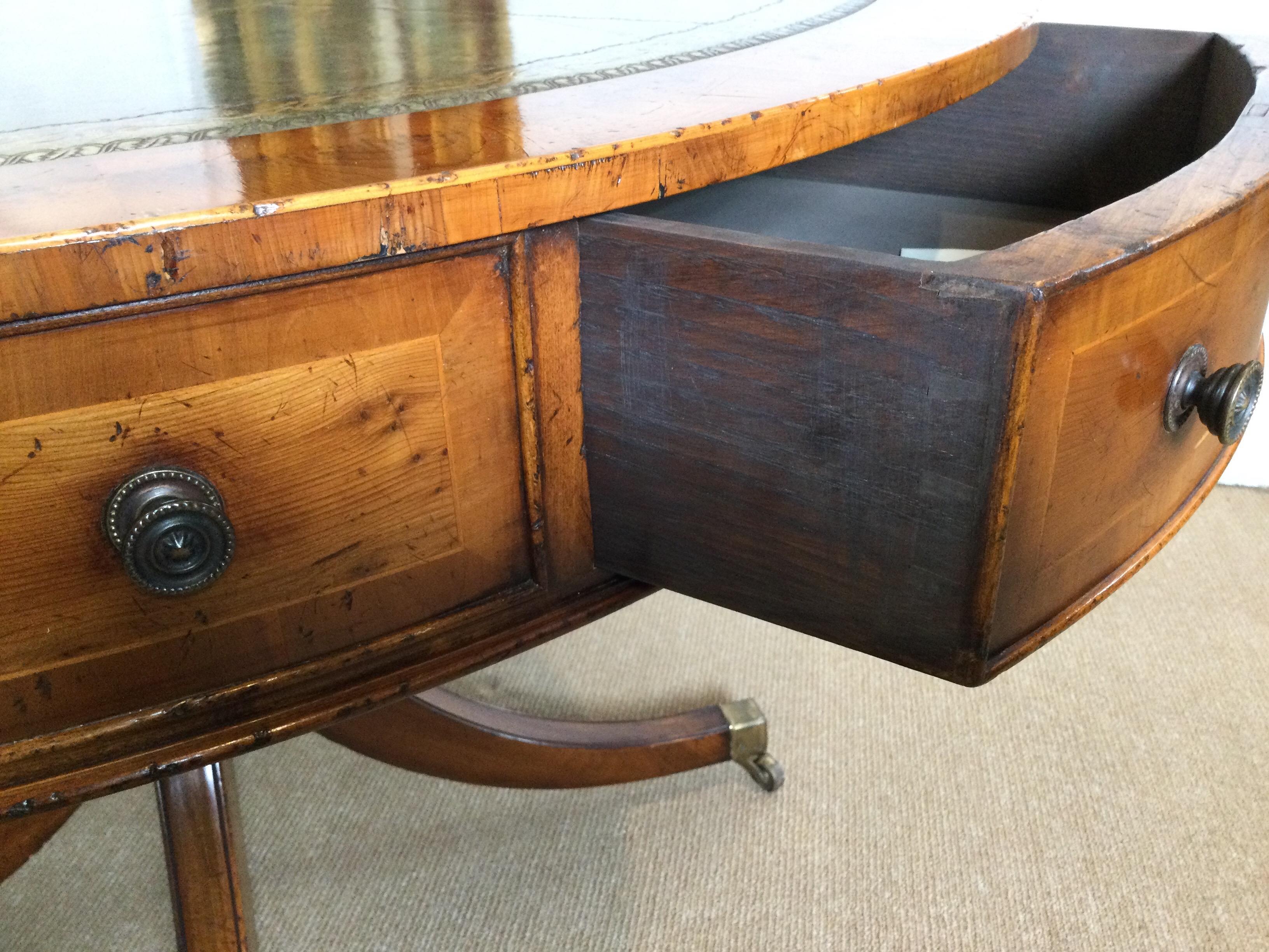 Graceful Ywe Wood Center Drum Table by Baker Knapp & Tubbs In Good Condition In Lambertville, NJ