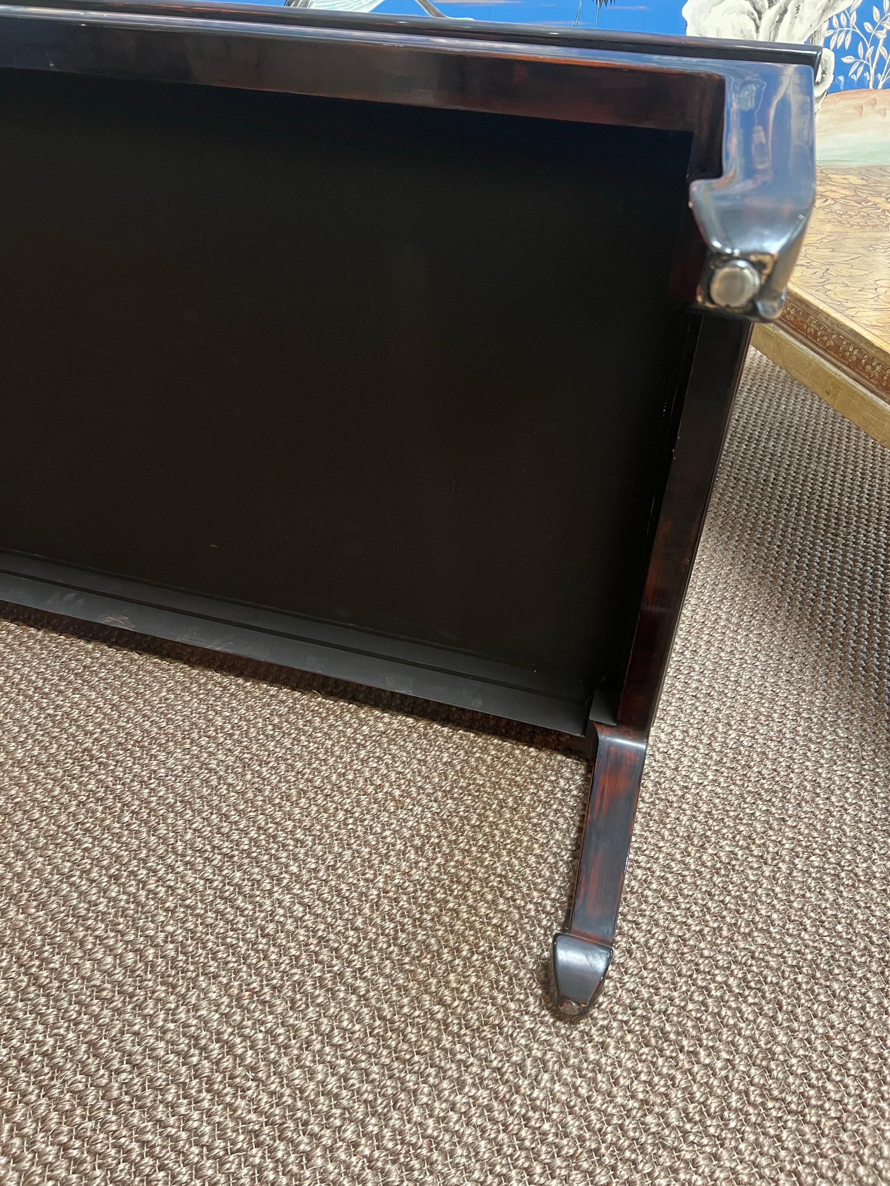 Gracie Cashew Lacquer Coffee Table with Handpainted Raised Gold Floral Design For Sale 2