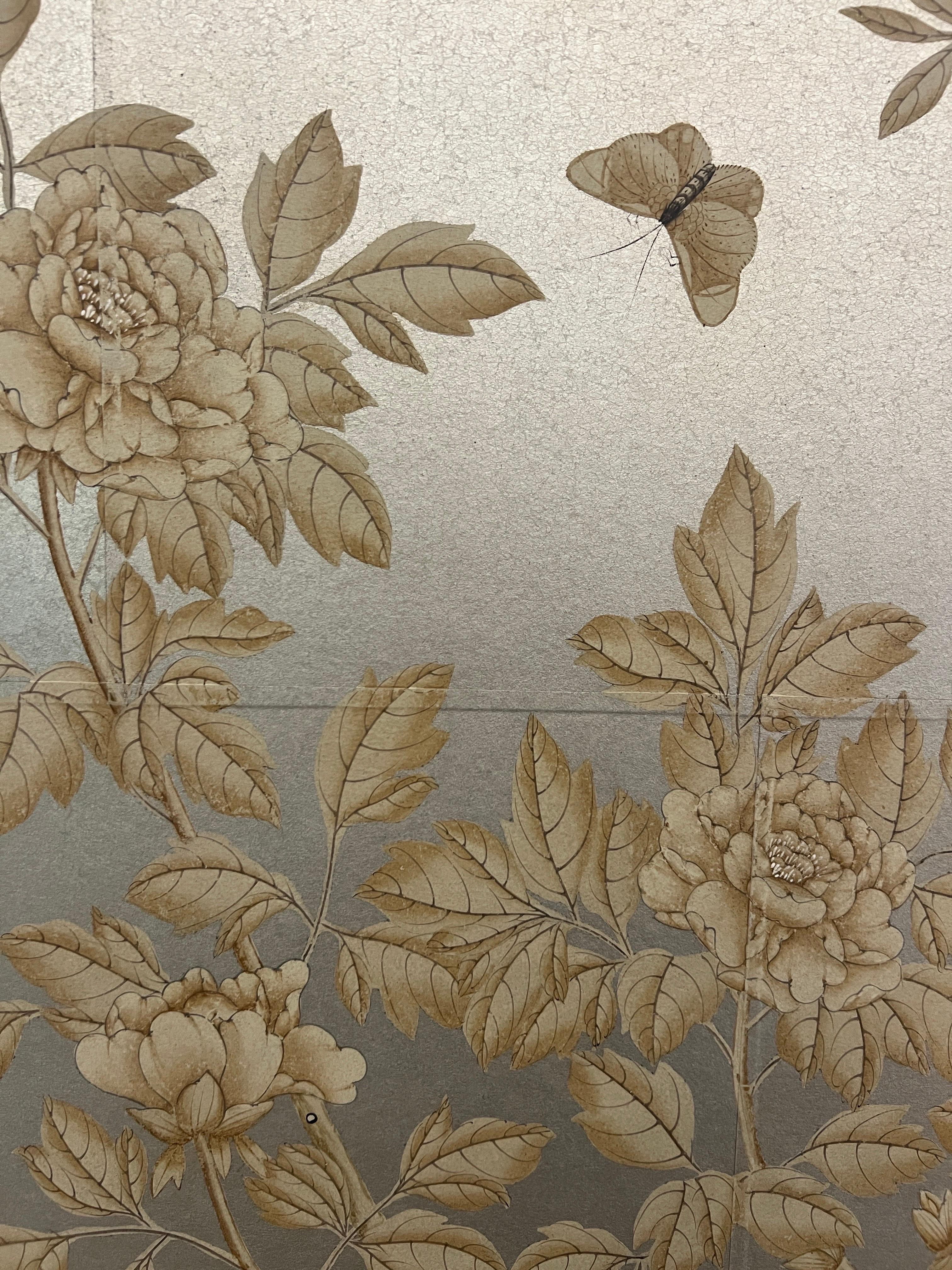 Gracie Framed Sepia Garden Wallpaper Panel im Zustand „Gut“ im Angebot in New York, NY
