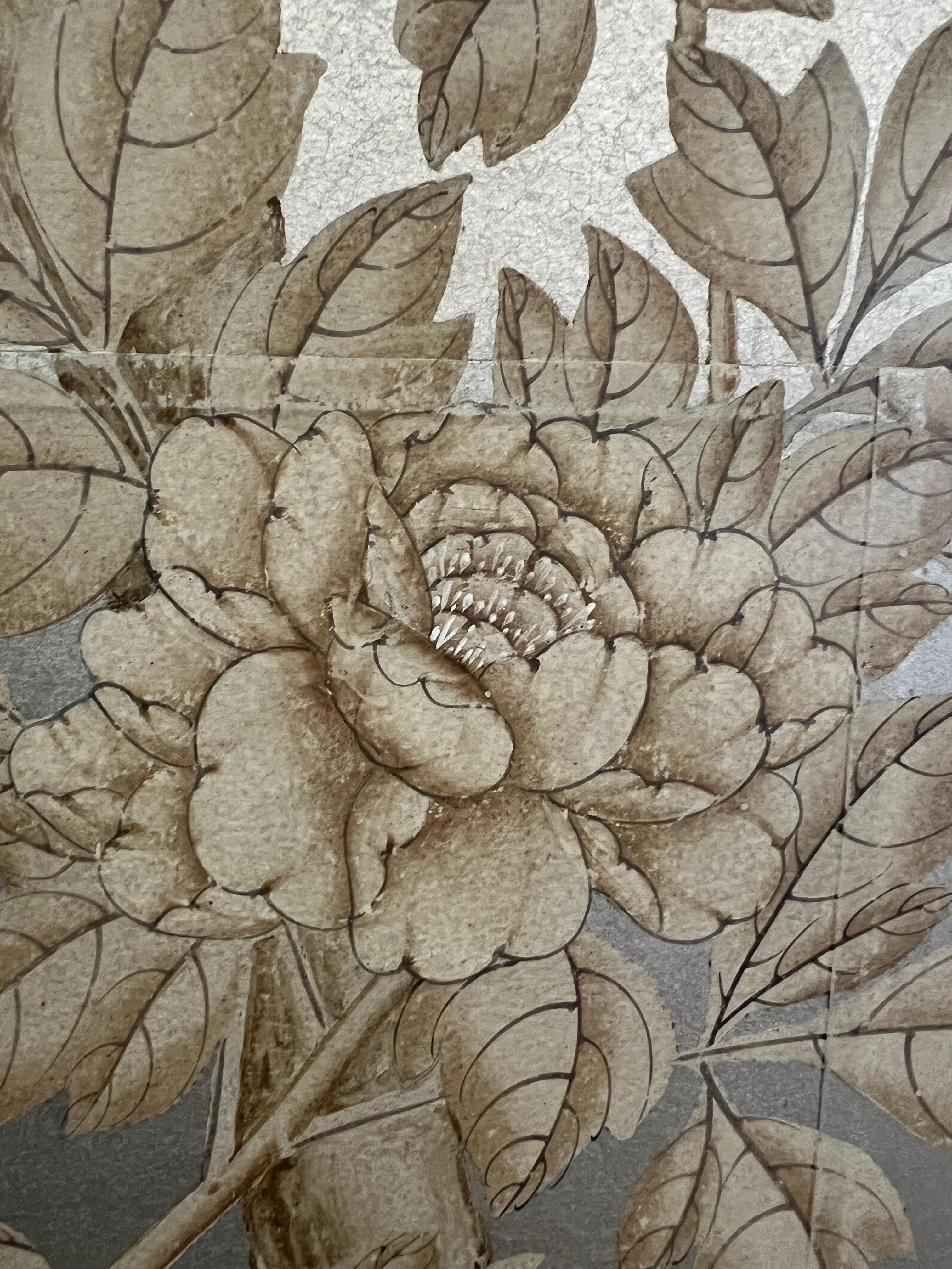 Gracie Framed Sepia Garden Wallpaper Panel (21. Jahrhundert und zeitgenössisch) im Angebot