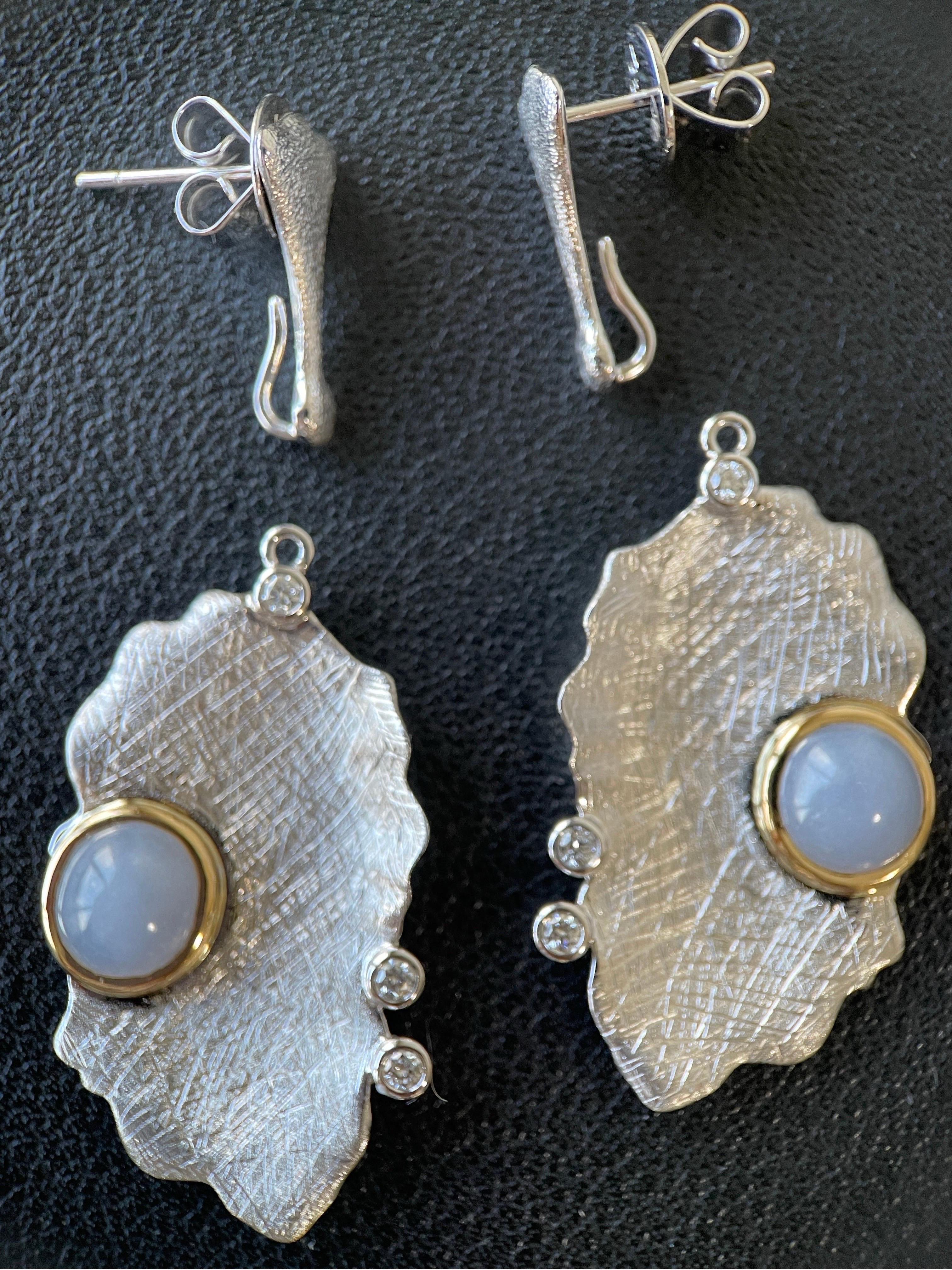 Grade A Burma Jadeite Jade and Diamonds earring in 18k solid gold For Sale 3