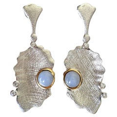 Orecchino in giada di Burma di grado A e diamanti in oro massiccio 18 carati