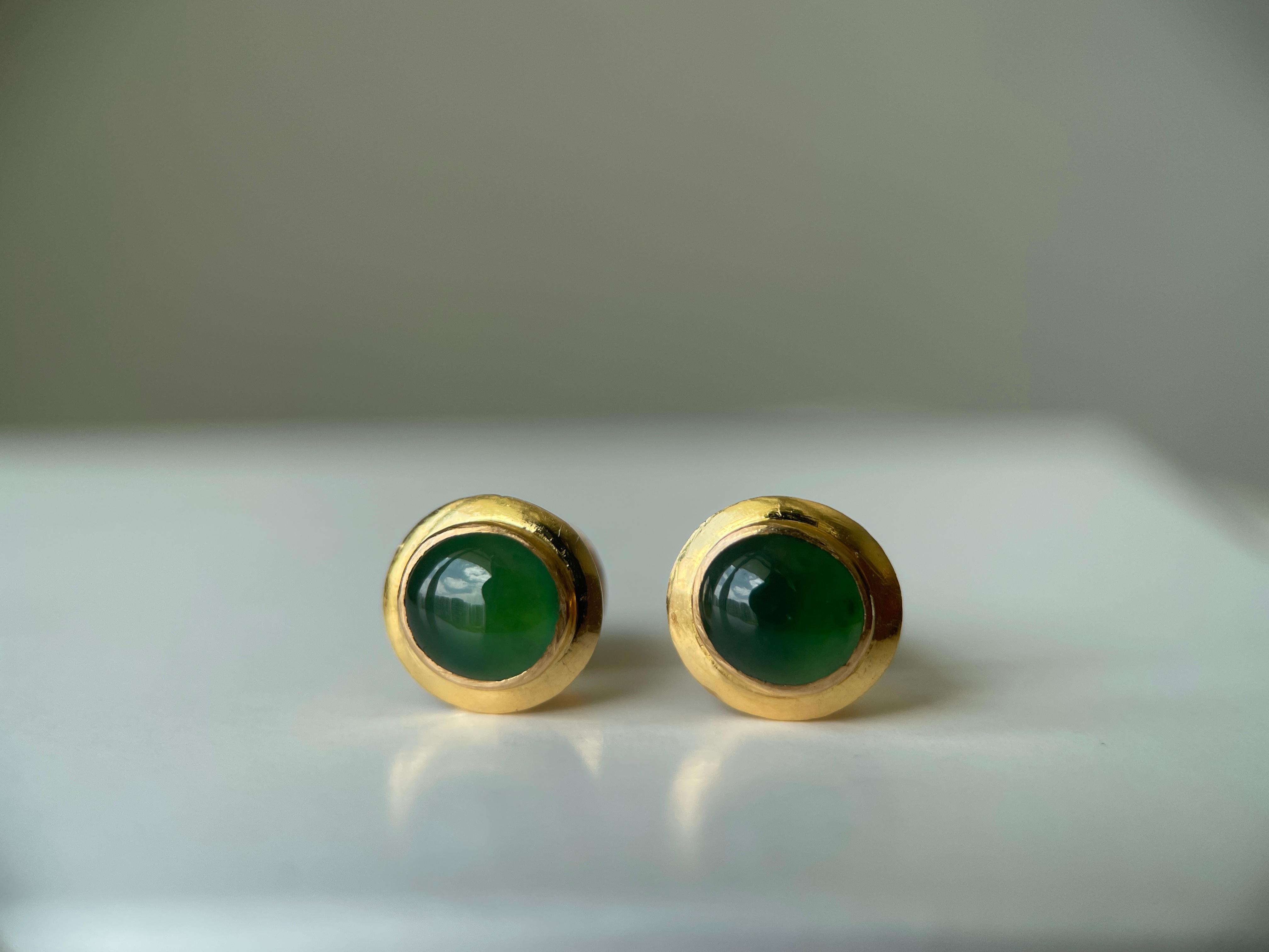 Art Deco Grade A Burma Jadeite Jade earring in 18k solid gold For Sale