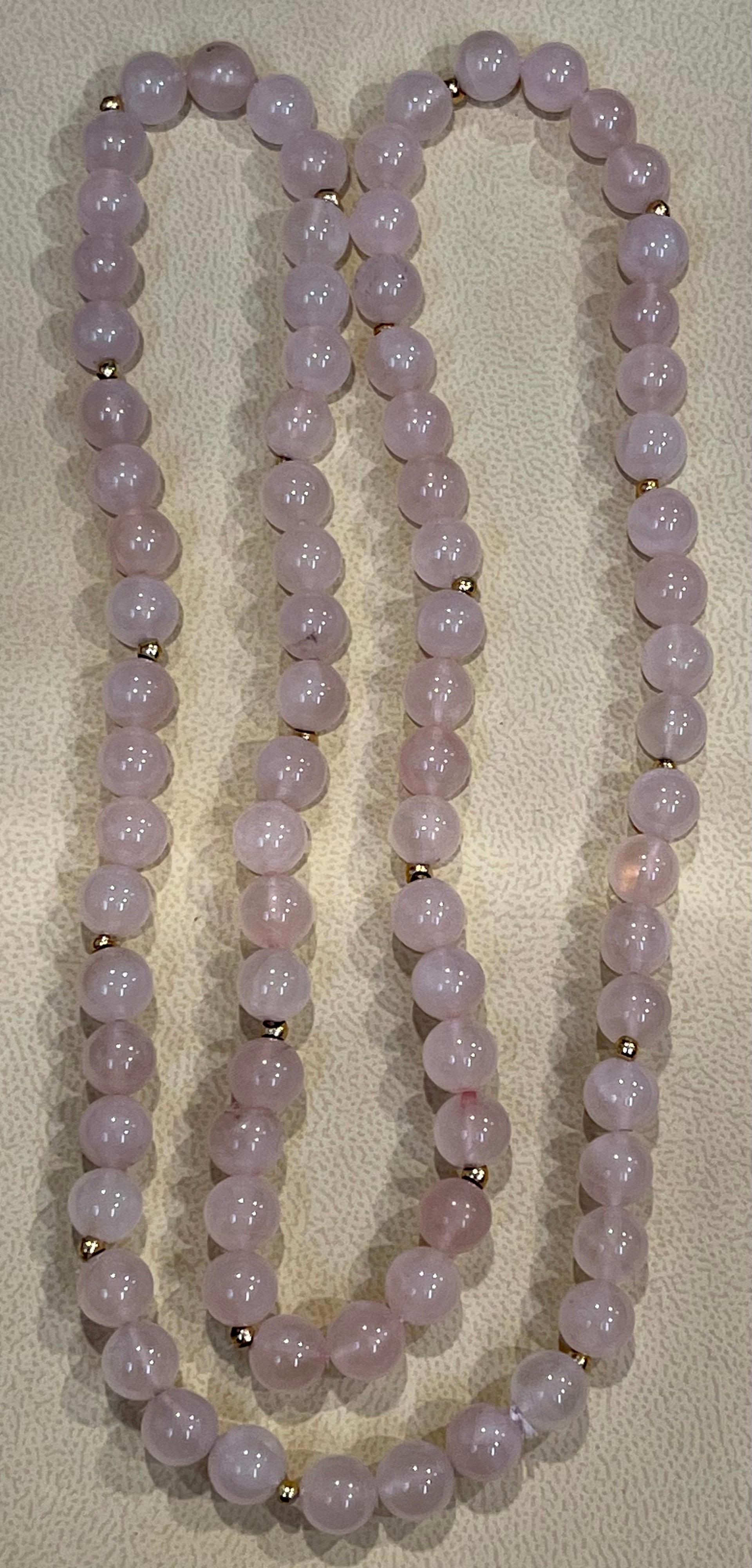 Grade A+ Rosenquarz-Kristall-Perlenkette 8,5 mm, mit 14 K Goldperlen, echt, neuwertig im Zustand „Neu“ im Angebot in New York, NY