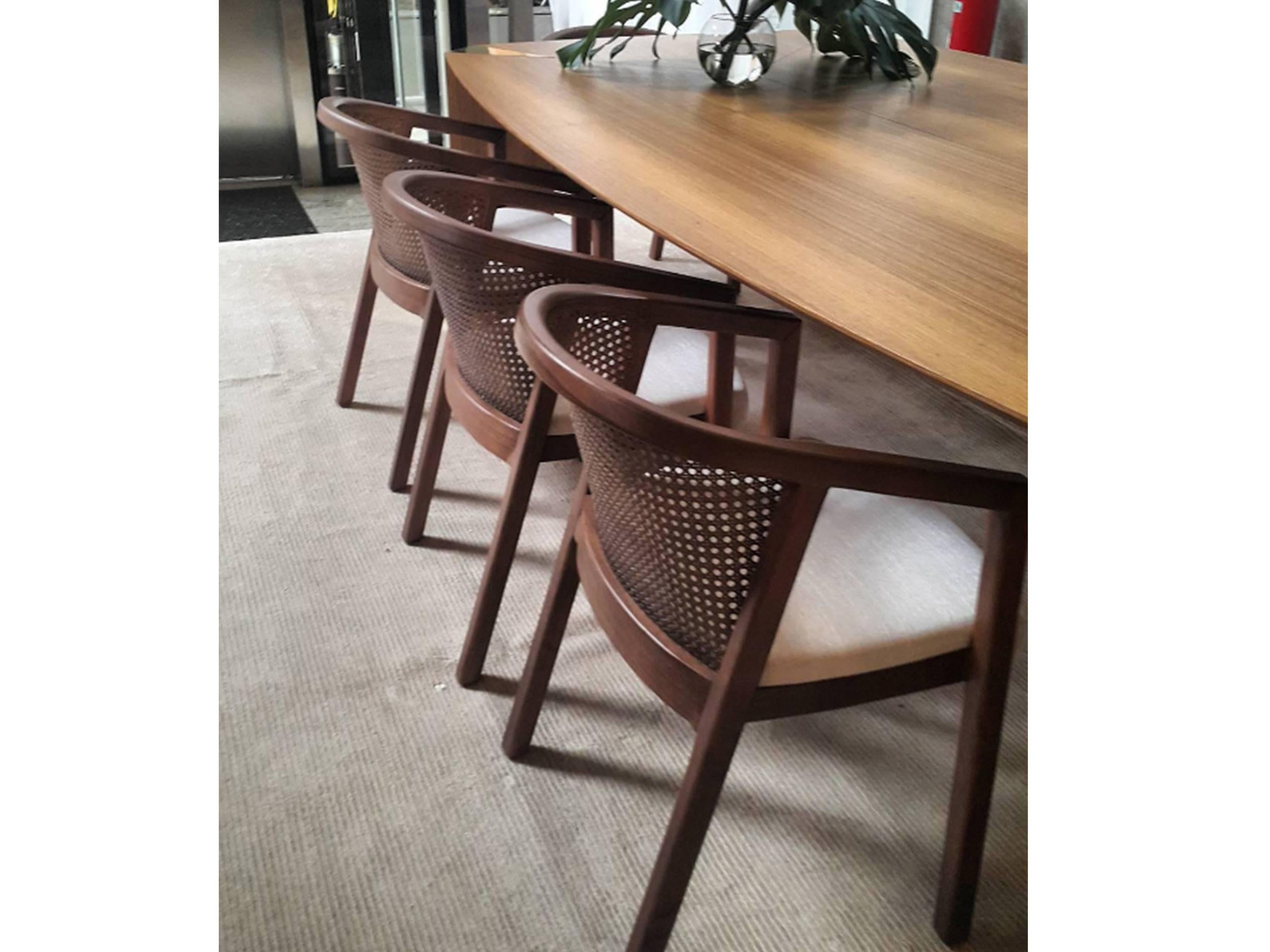 Gradeada Silla Brasileña Contemporánea de Madera y Paja by Lattoog 1