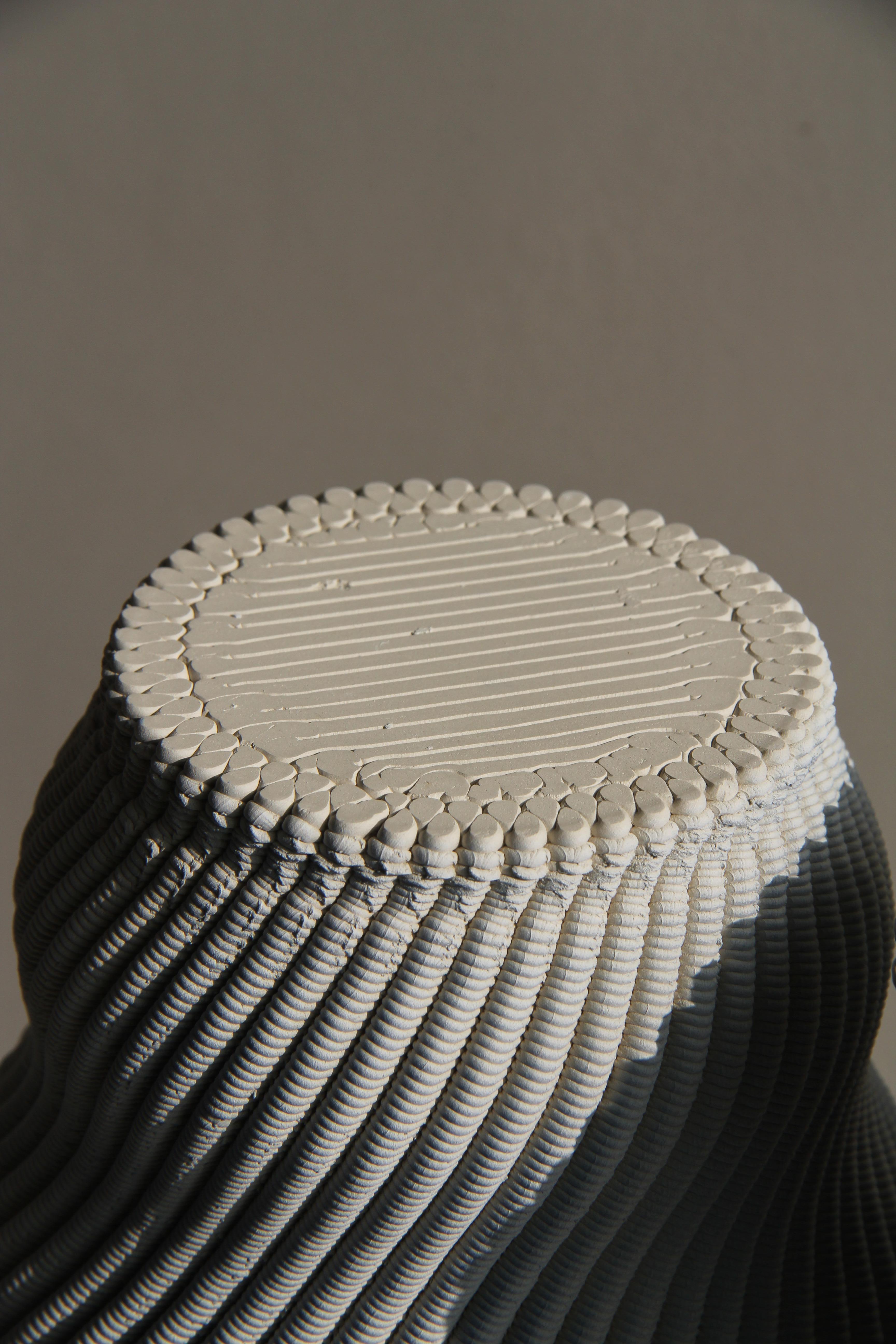 Gradient Blue 3D Printed Ceramic Tecla Vase Italy Contemporary 21st Century For Sale 4