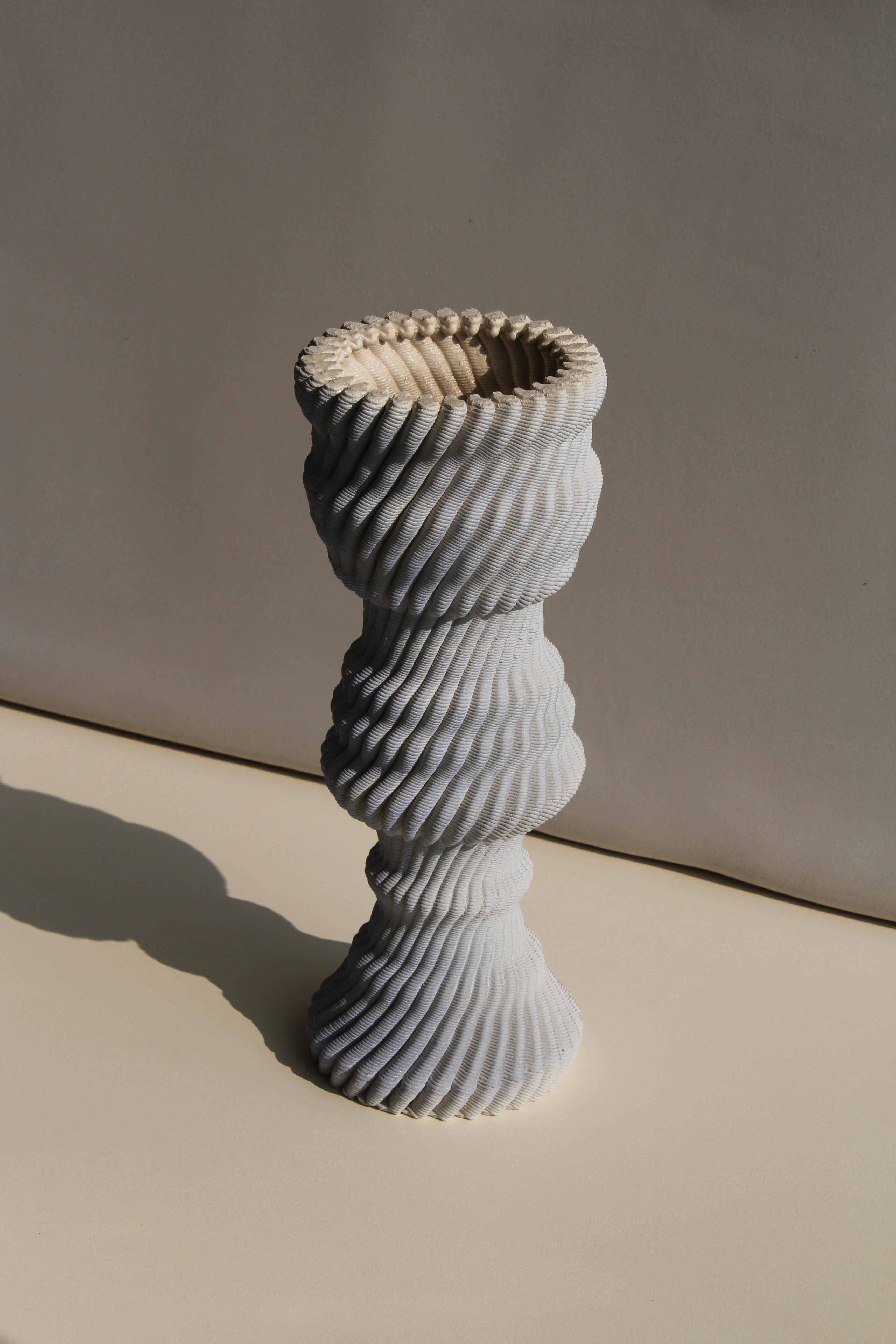 Modern Gradient Blue 3D Printed Ceramic Tecla Vase Italy Contemporary 21st Century For Sale