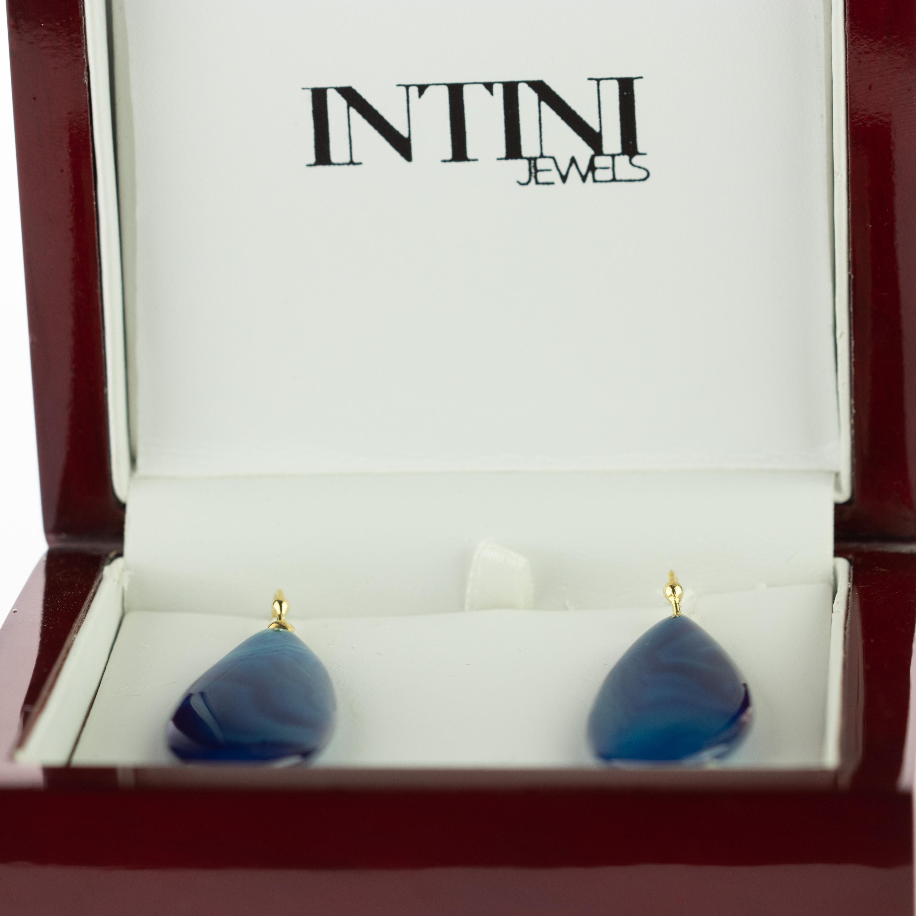 Gradient Blue Agate 18 Karat Yellow Gold Pear Tear Drop Hook Craft Earrings In New Condition In Milano, IT