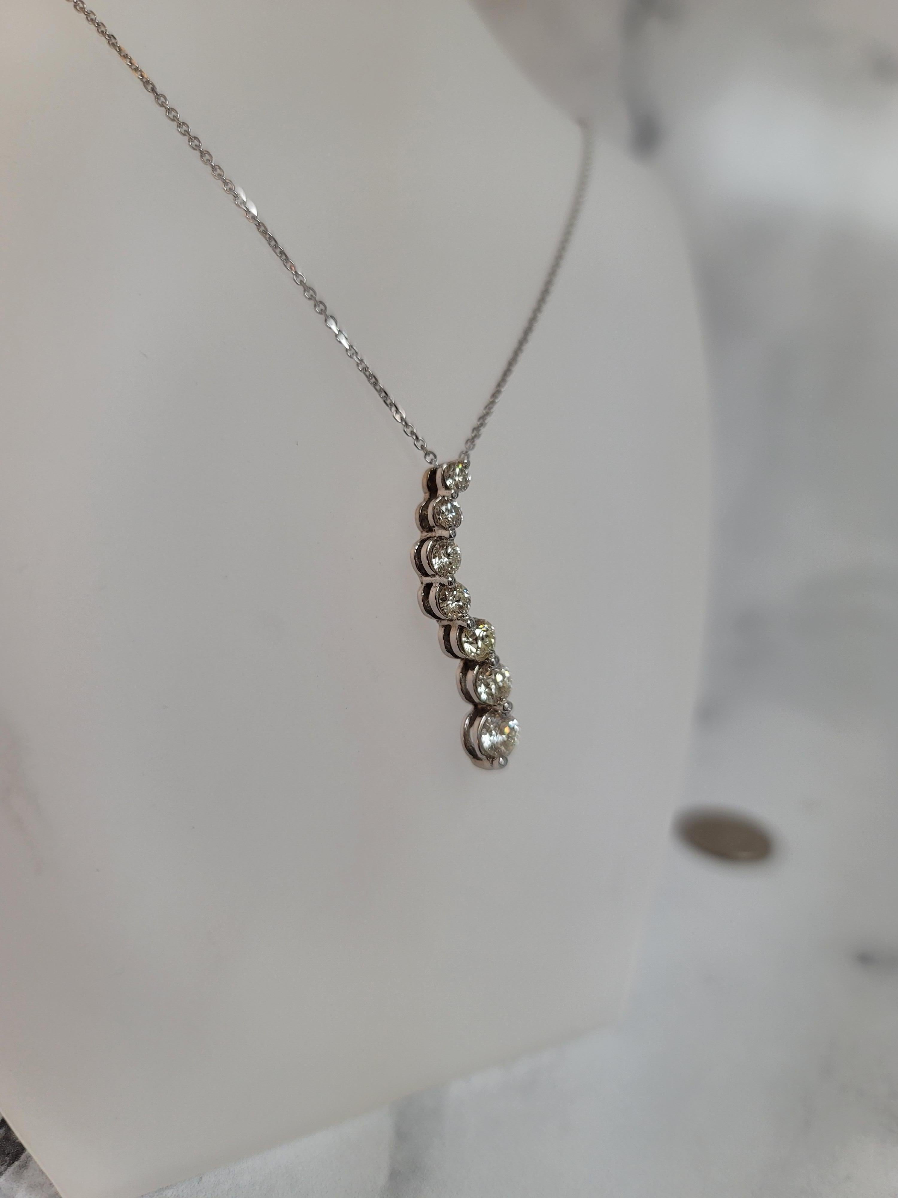 Women's or Men's Gradient Diamond Journey Necklace 1.53cttw 14k White Gold For Sale