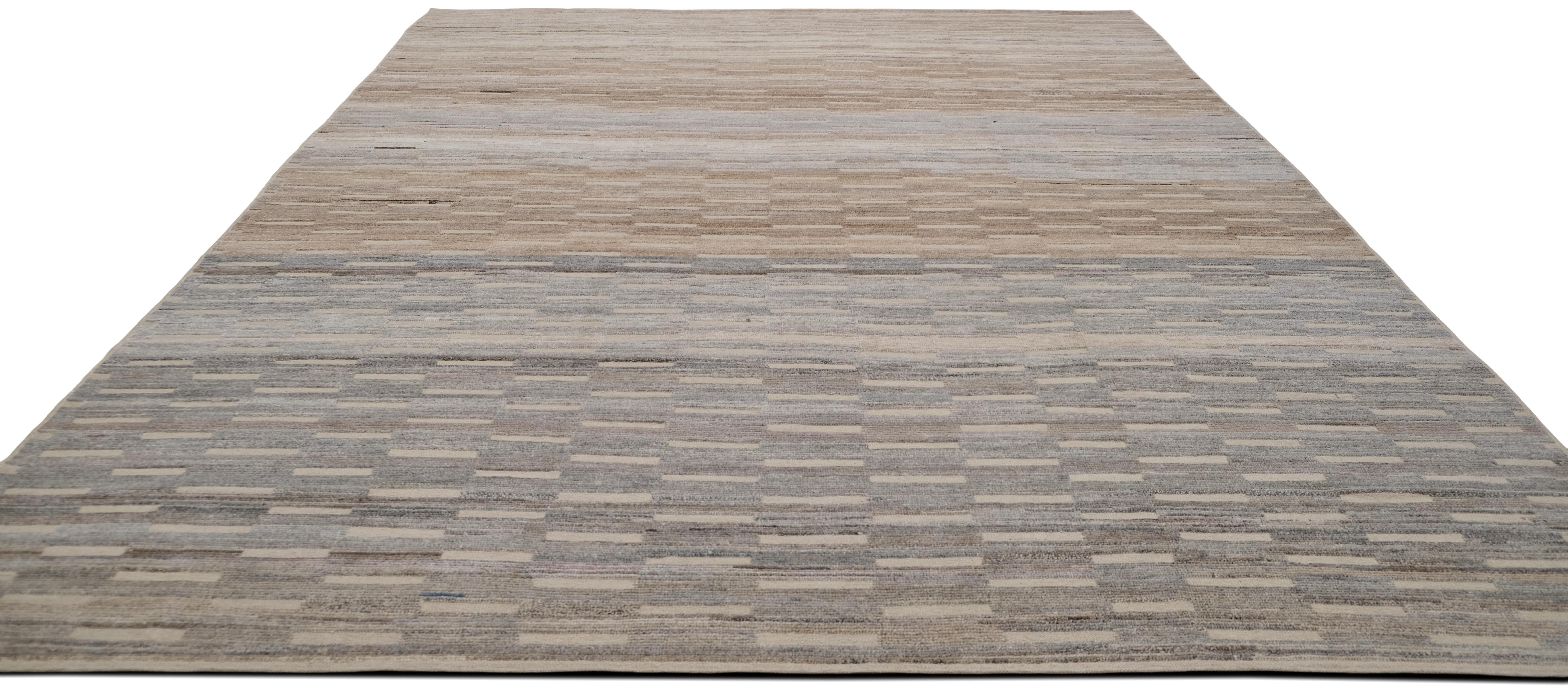 Gradient Neutraler Erdfarbener Wollteppich 9'3''x12' (21. Jahrhundert und zeitgenössisch) im Angebot