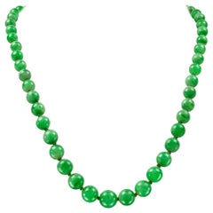 Graduate Jadeite Jade Bead Necklace with Art Deco Clasp