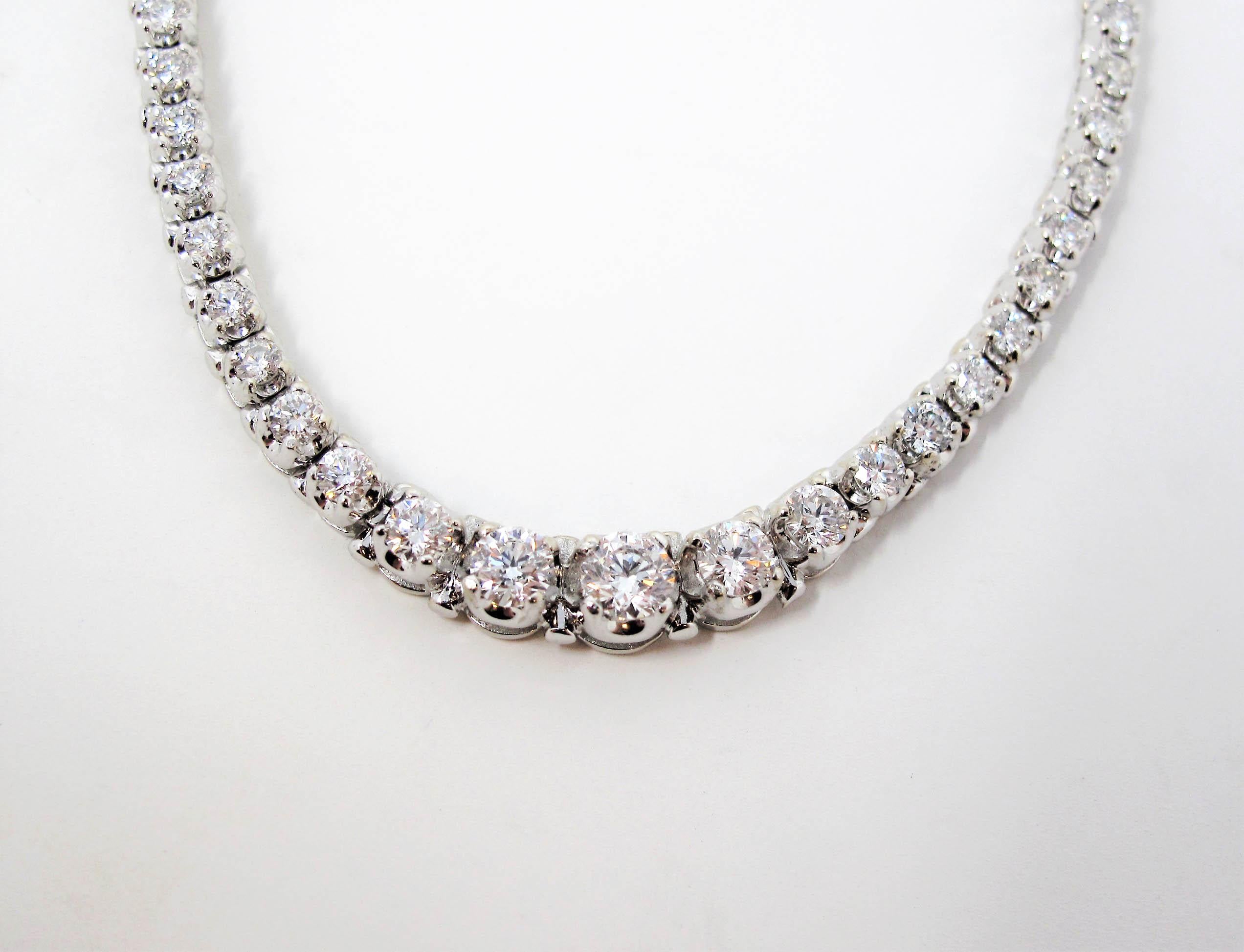 Graduated 4.45 Carat Round Brilliant Diamond Collar Necklace 14 Karat Gold 1