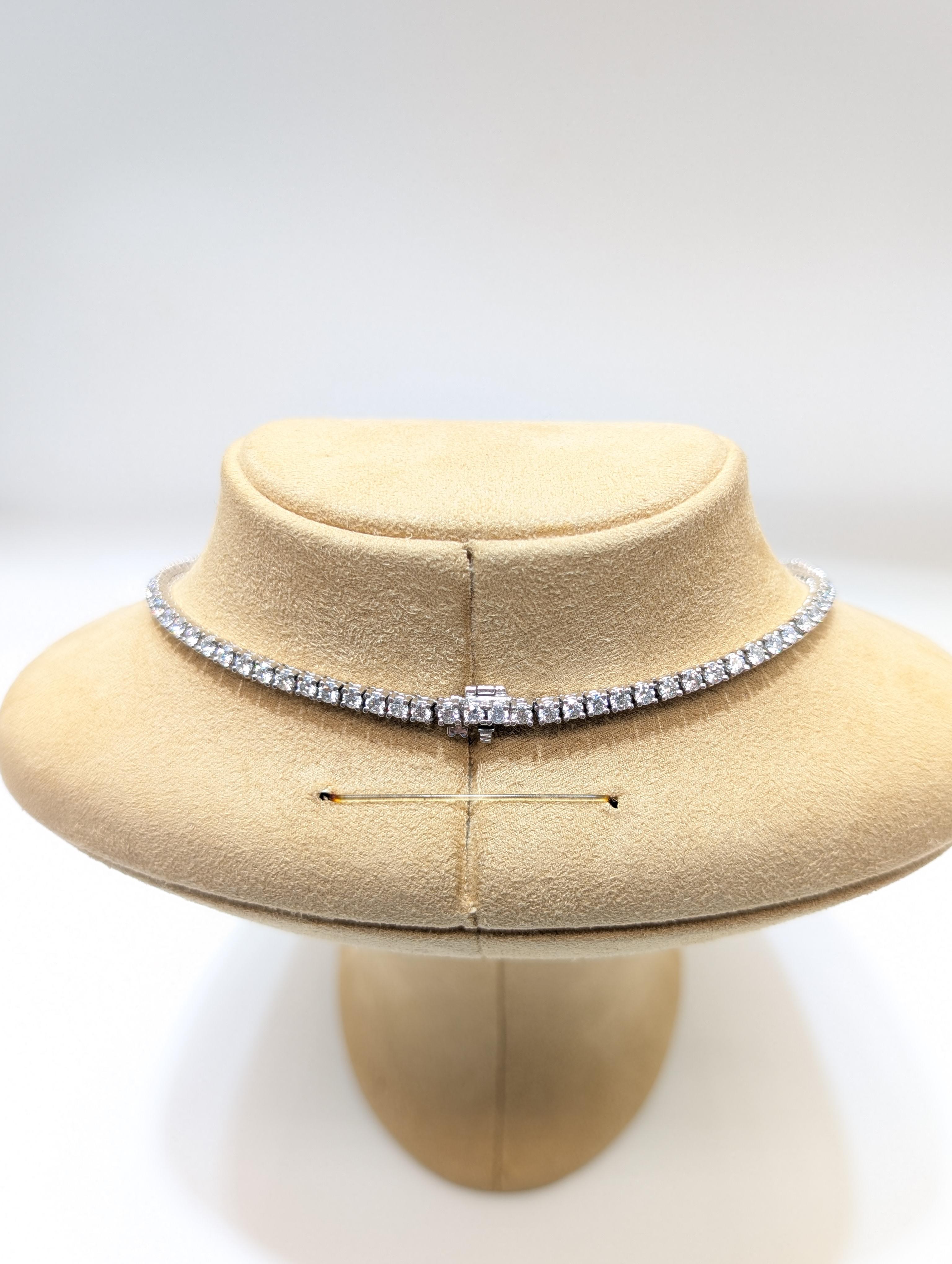 Women's or Men's Graduated All Natural Round Cut Diamond Tennis Necklace in White Gold For Sale