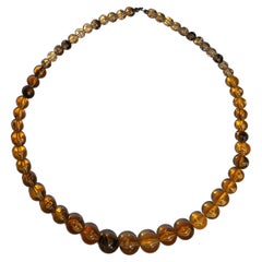 Collier de perles d'ambre graduées