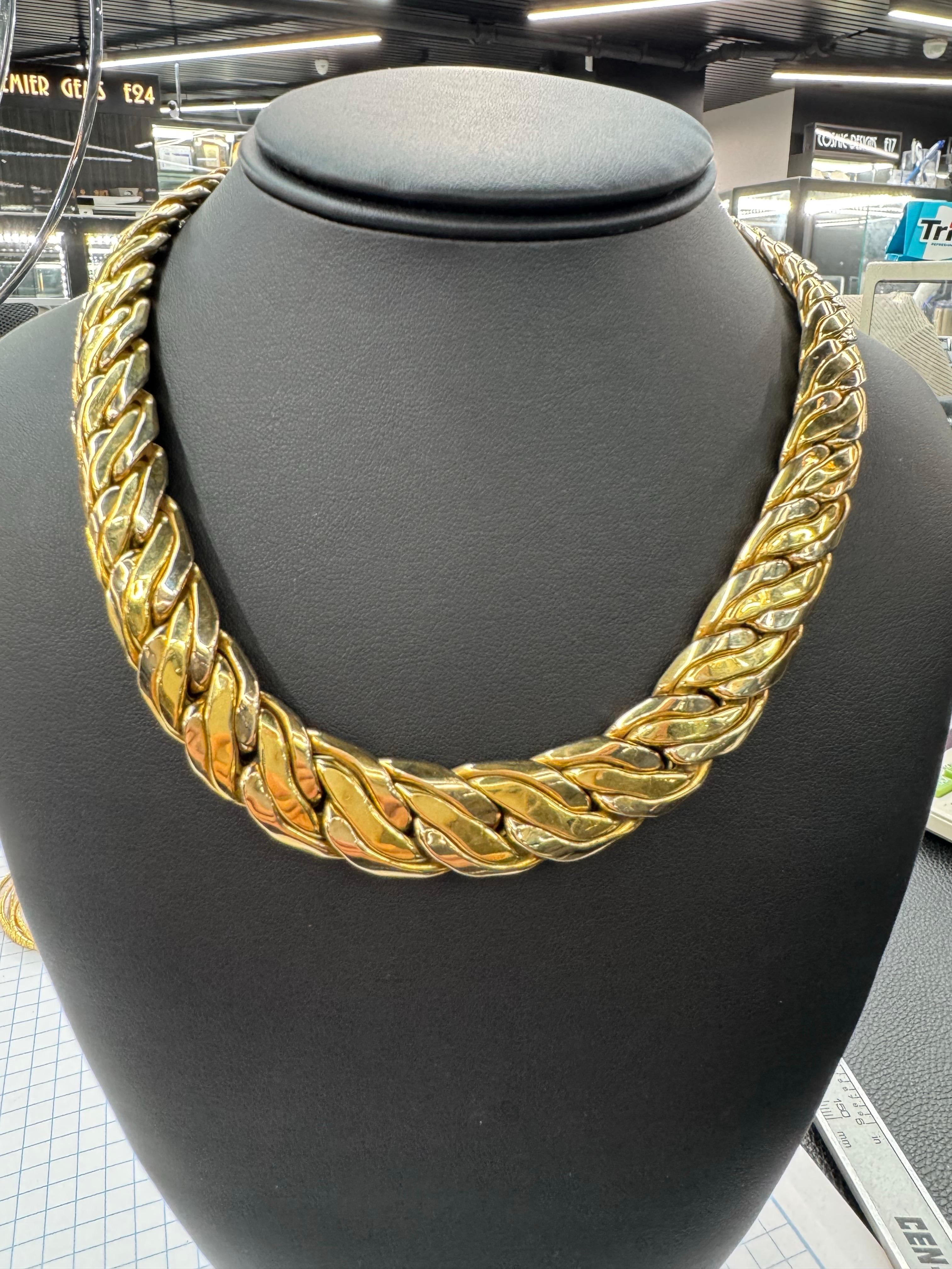 Graduated Braided Link Necklace 18 Karat Yellow Gold 87.7 Grams 17.5 Inches For Sale 1