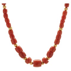 Graduated Coral and 18 Karat Yellow Gold Beaded Necklace