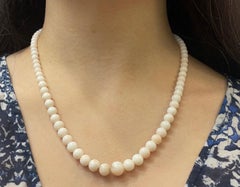 Graduated Coral Beaded Necklace