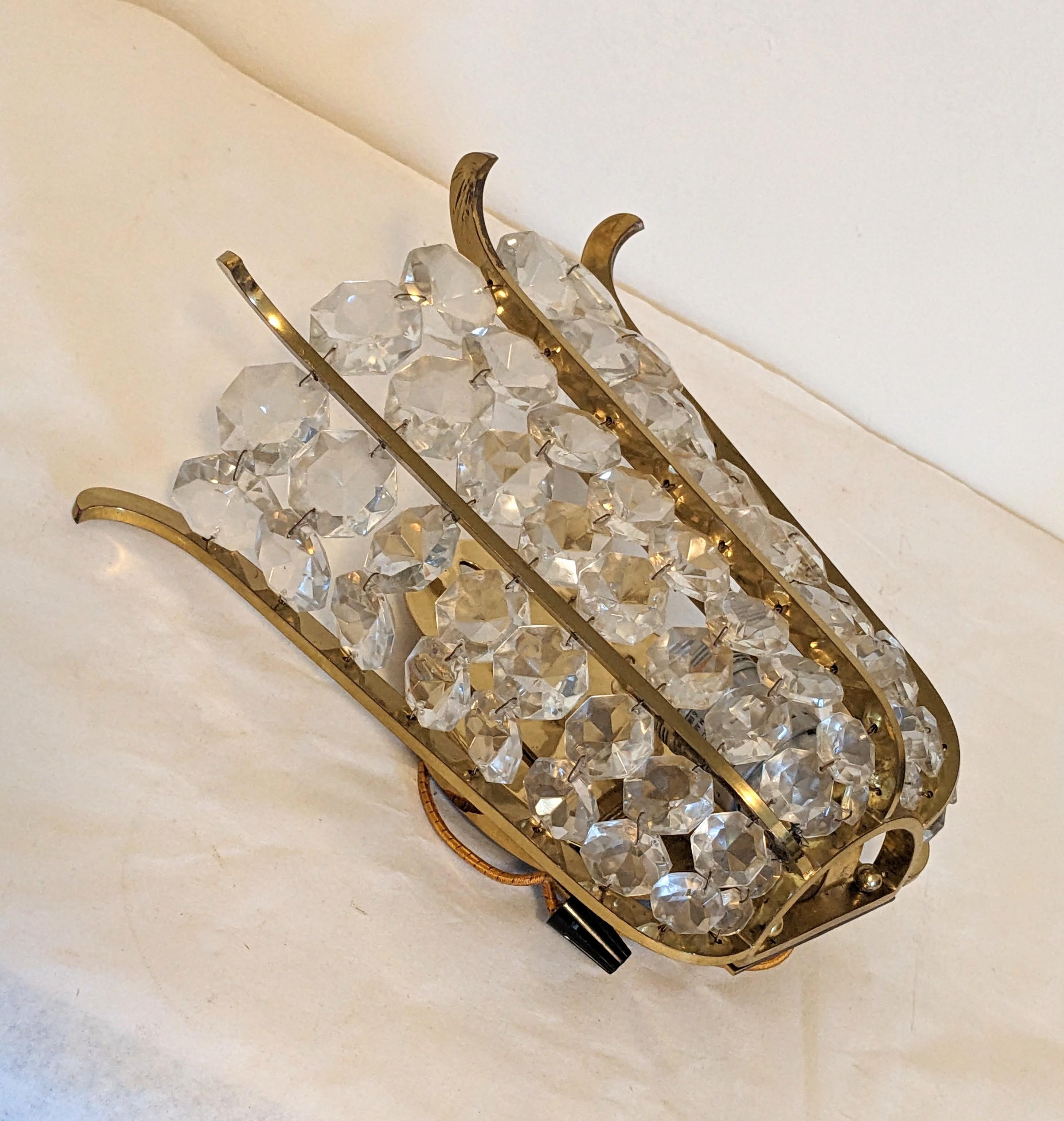 Graduated Crystal Sconce, Kinkeldey Germany In Good Condition For Sale In Riverdale, NY