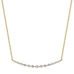 Collar Graduado de Diamantes de Oro Amarillo de 14 K