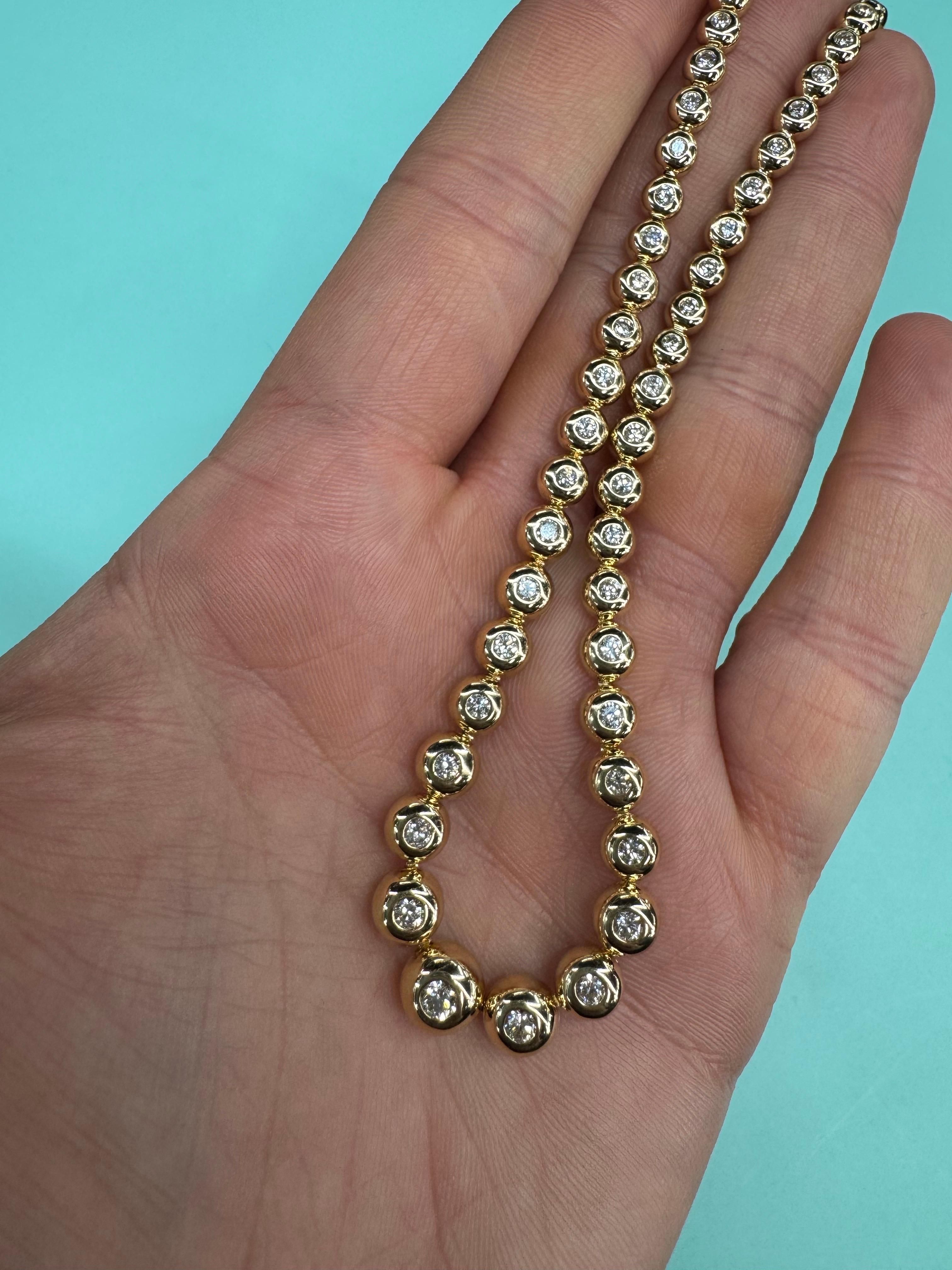 Collier tennis à bulles graduées en or jaune 14 carats G VS2 de 3,03 carats Pour femmes en vente