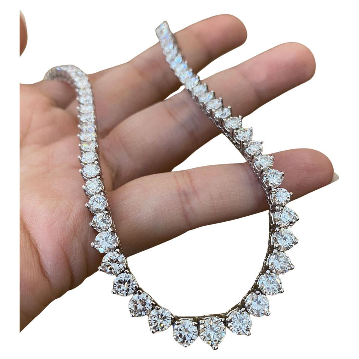 Graduated Diamond Riviera Necklace 19.45 Carats in 14k White Gold 15 inches For Sale