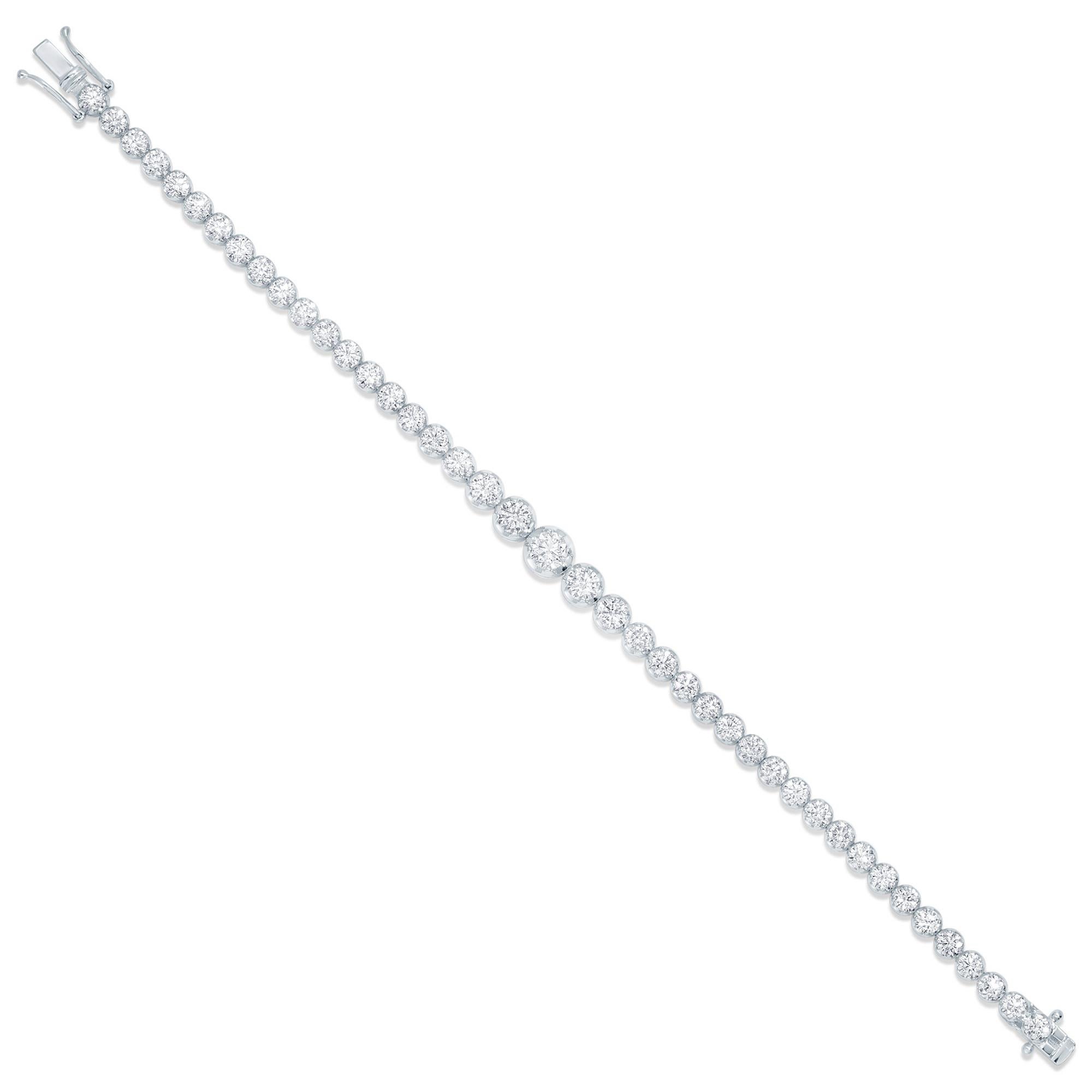 Graduated Diamond Riviere Tennis Bracelet 6.92 Carats 14K White Gold In Excellent Condition For Sale In Aliso Viejo, CA