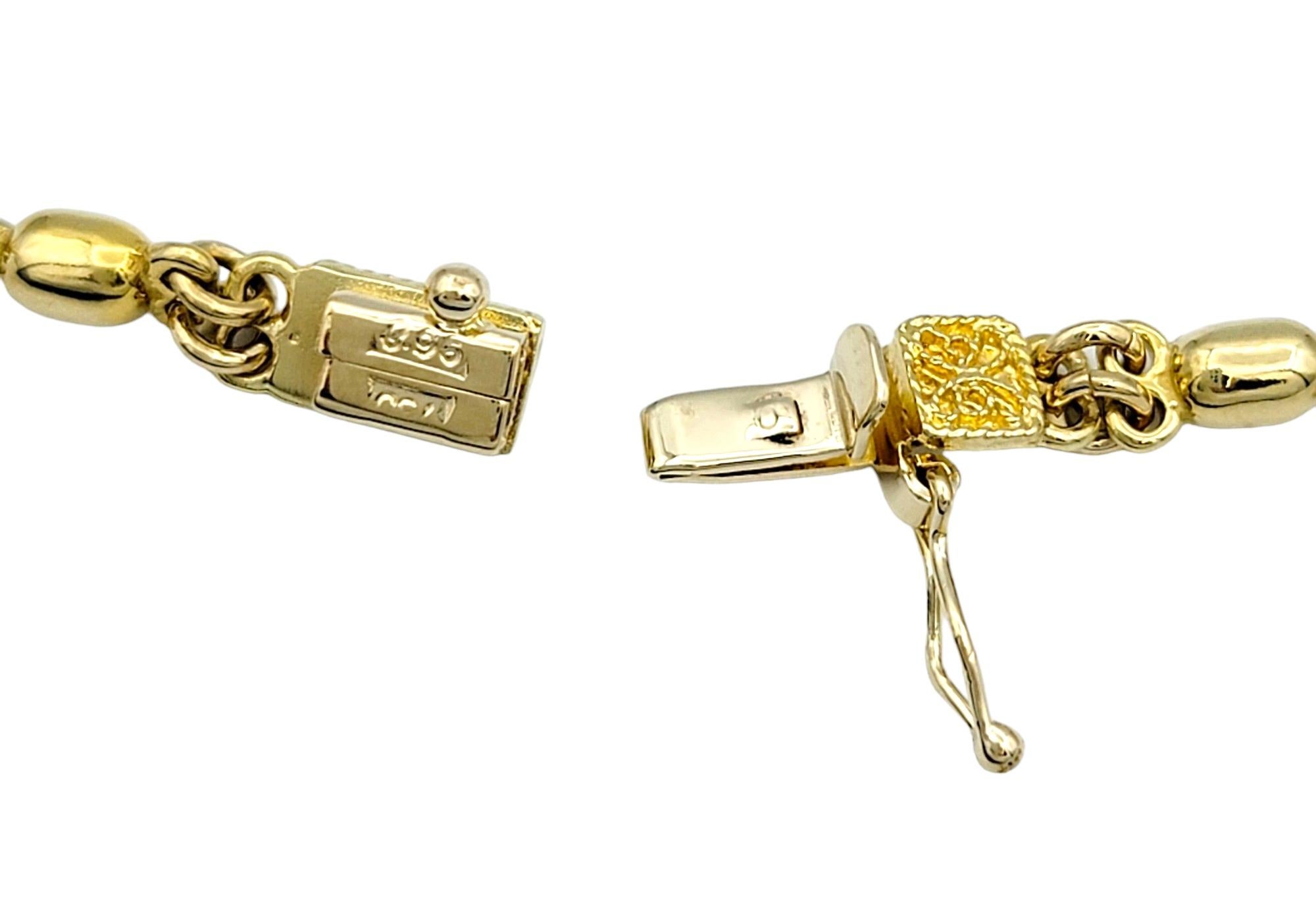 Graduated Flower Design Textured Link Necklace Set in 18 Karat Yellow Gold For Sale 3