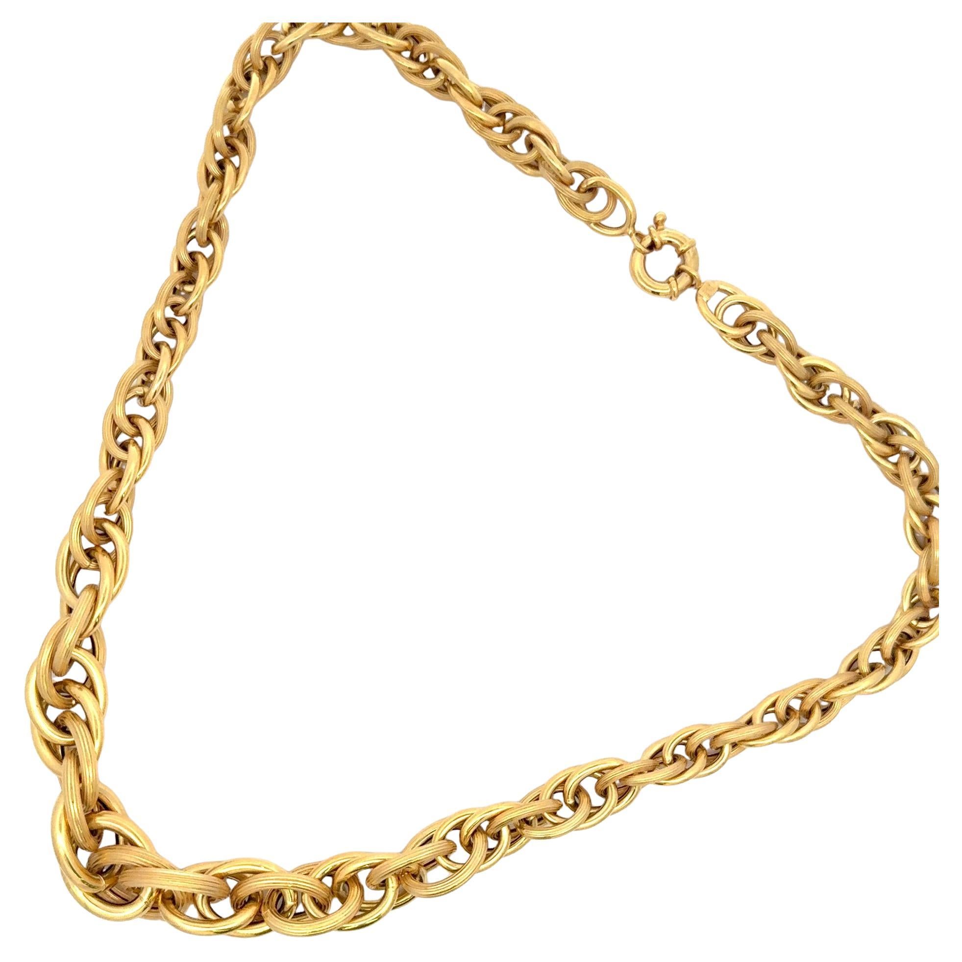 Contemporain Collier à maillons entrecroisés et texturés et polis 23 grammes 17 pouces 14KT en vente