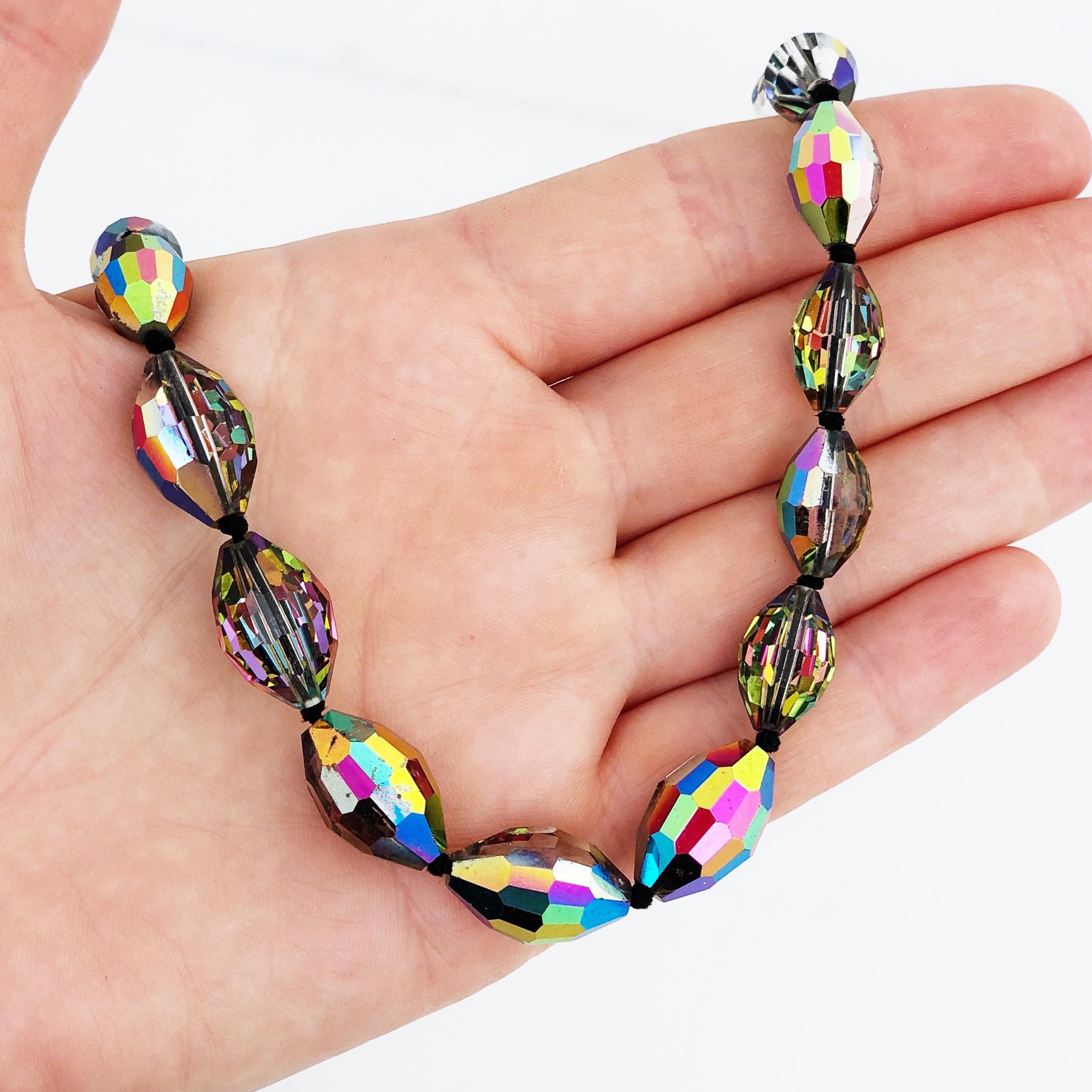 Graduated Iridescent Crystal Beaded Necklace, 1950s For Sale 1
