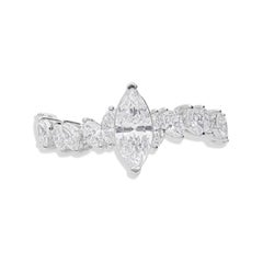 Anello di fidanzamento con diamante Marquise graduato SI/HI da 1,31 carati in oro bianco 18k