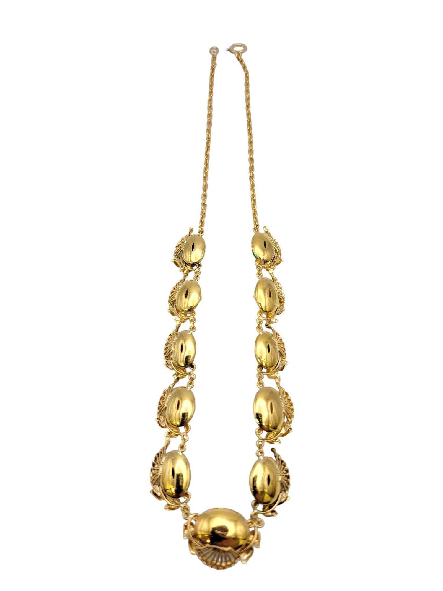 Abgestufte ovale Cabochon-Halskette aus Jade und Opal aus poliertem Gelbgold im Angebot 3