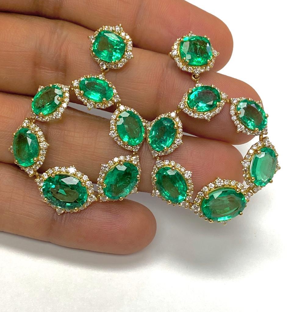 Contemporary Goshwara Oval Emerald Graduated And Diamond Earrings