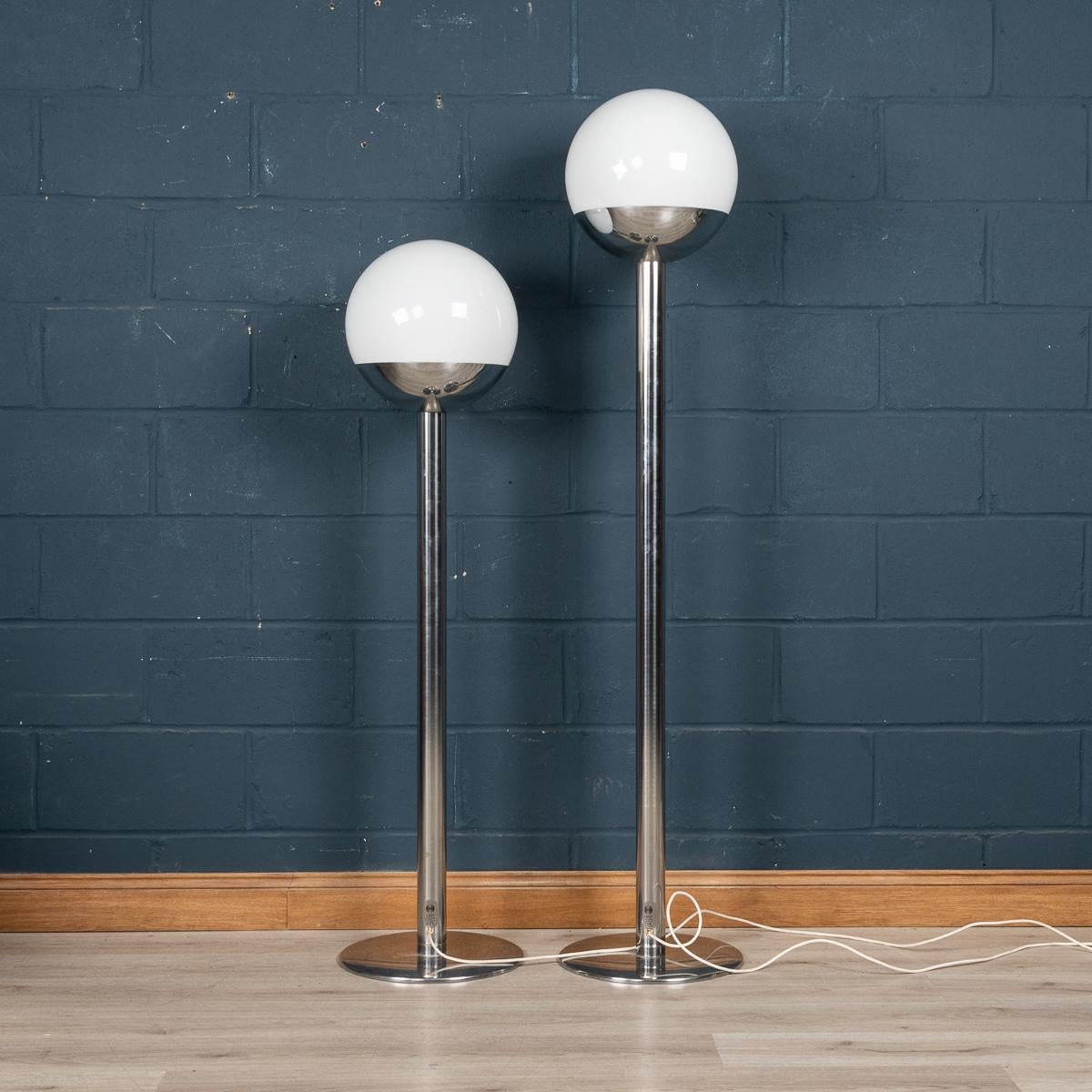 Metal Graduated Pair Of Floor Lamps, Pia Guidetti-Crippa For Luci Italia, c.1970 For Sale