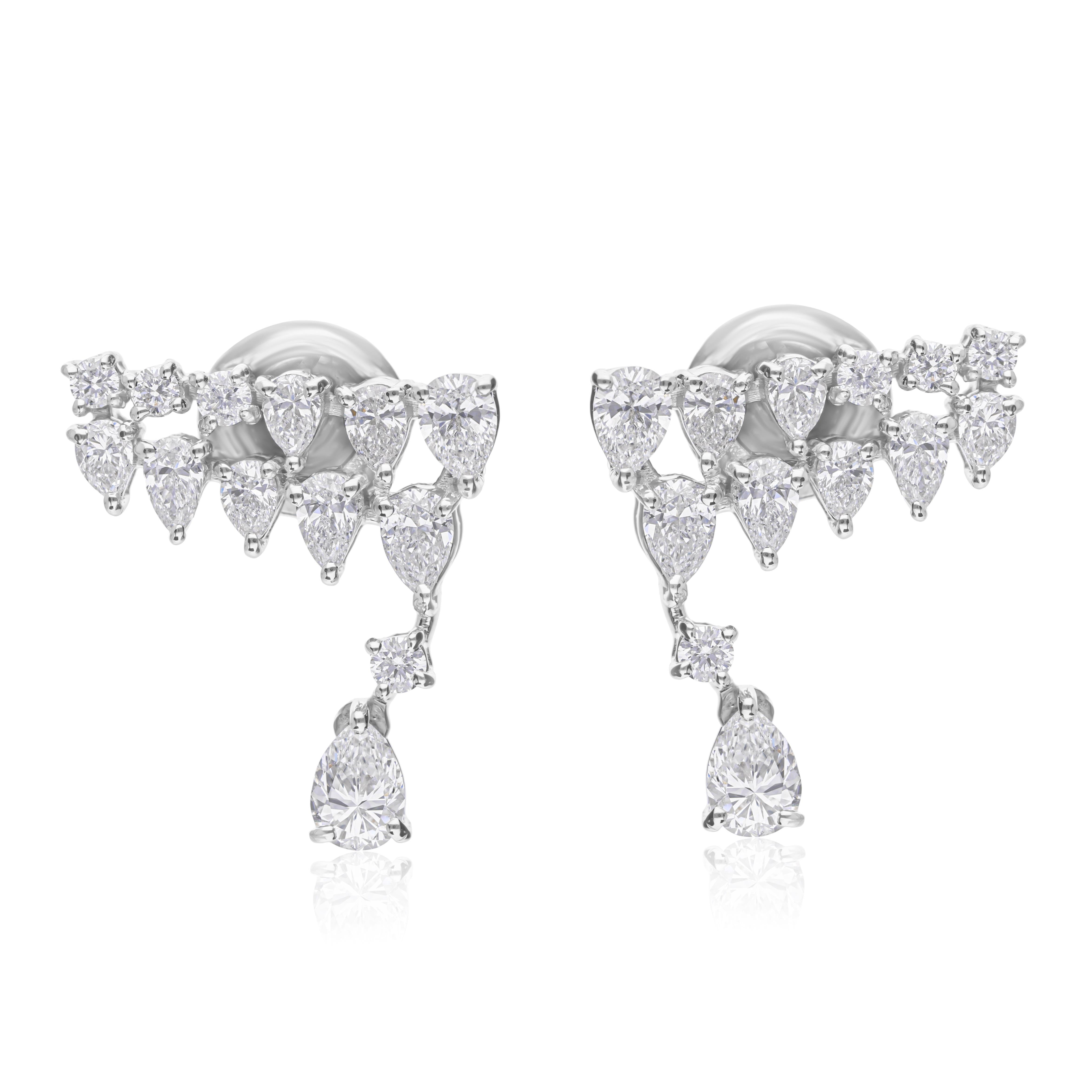 Graduated Pear SI/HI Diamond Drop Earrings 18k Solid White Gold For Sale 3