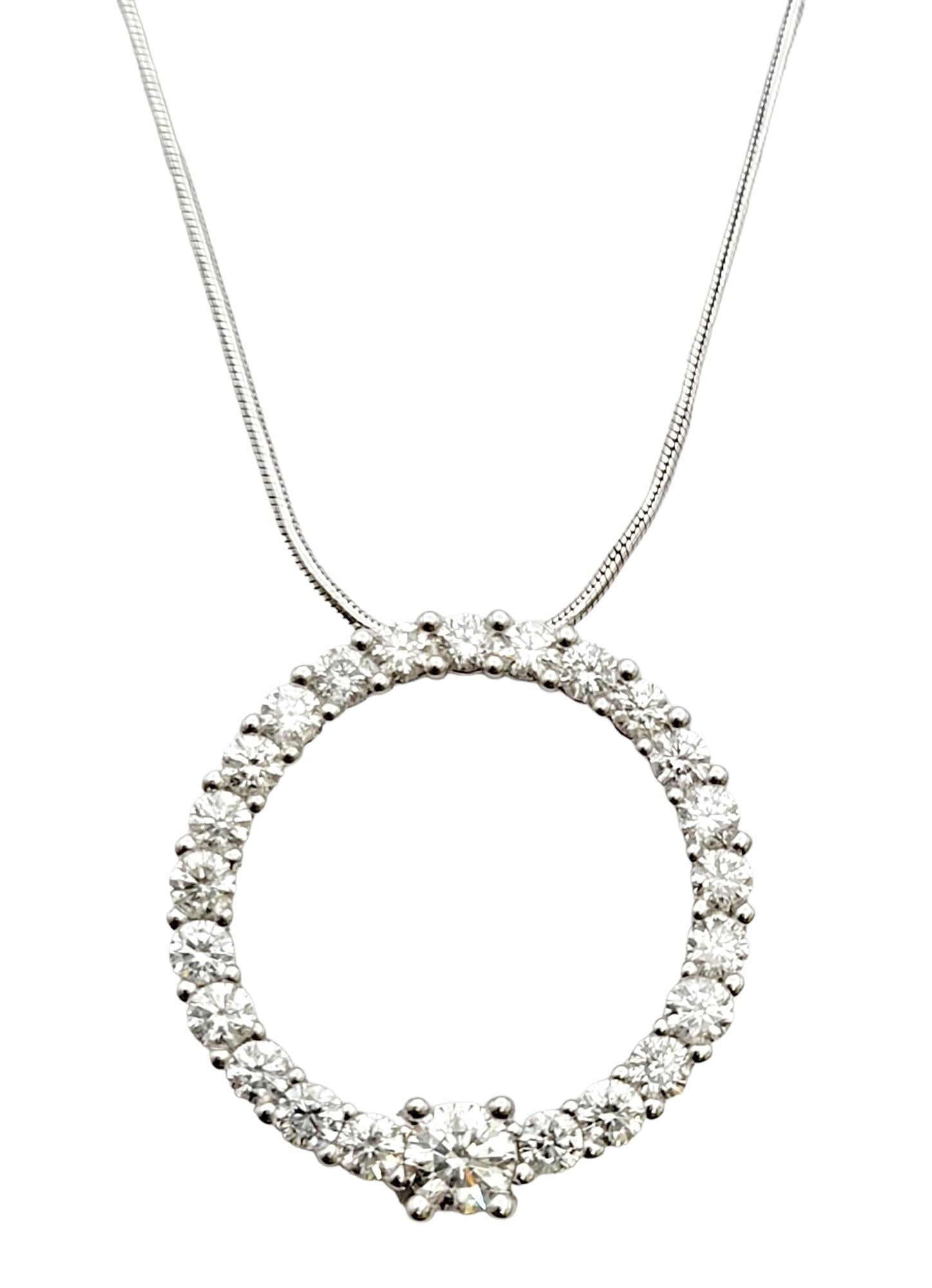Round Cut Graduated Round Diamond Open Circle Pendant Necklace in 14 Karat White Gold For Sale