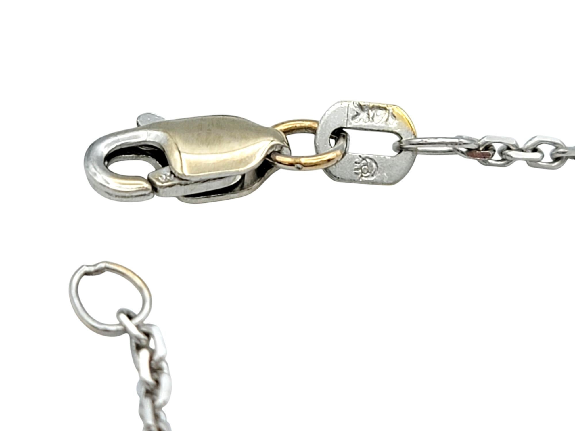 Collier pendentif cœur ouvert en or blanc 14 carats avec diamants ronds gradués en vente 2