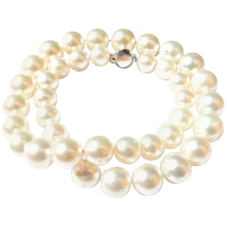 Graduated South Sea Pearl and 9 Carat White Gold Necklace at 1stDibs ...