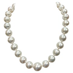 Graduated South Sea Pearl Diamond Platinum Necklace