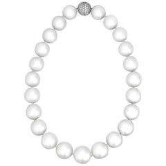 Graduated White South Sea Pearl Necklace at 1stDibs