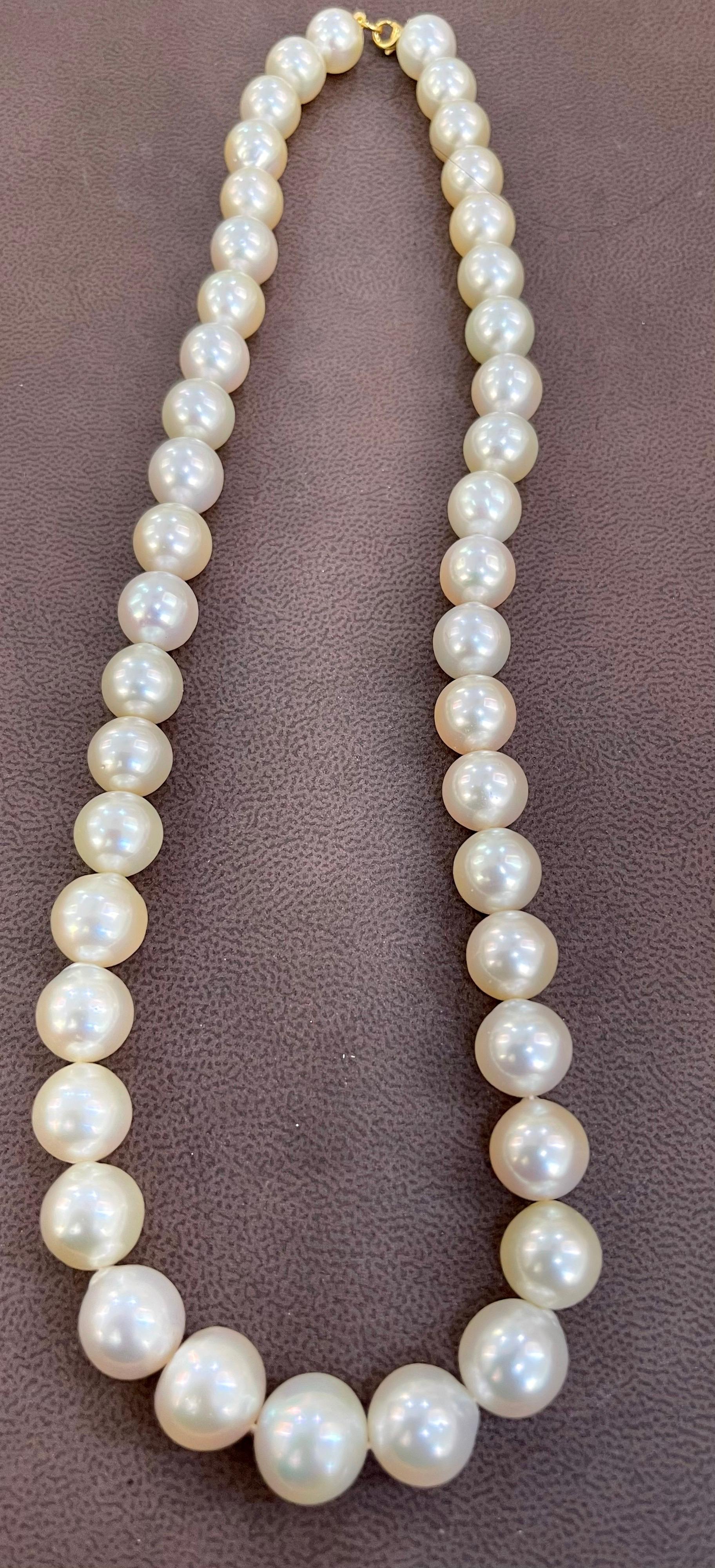 Graduating Cream Color South Sea Pearls Necklace 14 Karat Yellow Gold Clasp For Sale 9