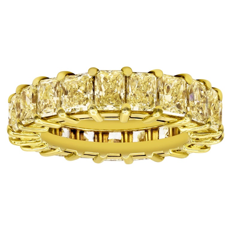 Graduating Fancy Yellow Radiant Cut Diamond Eternity Wedding Band For