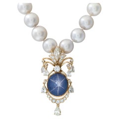 Abgestufte Südseeperlenkette mit Sternsaphir und Diamanten im Cabochon-Schliff