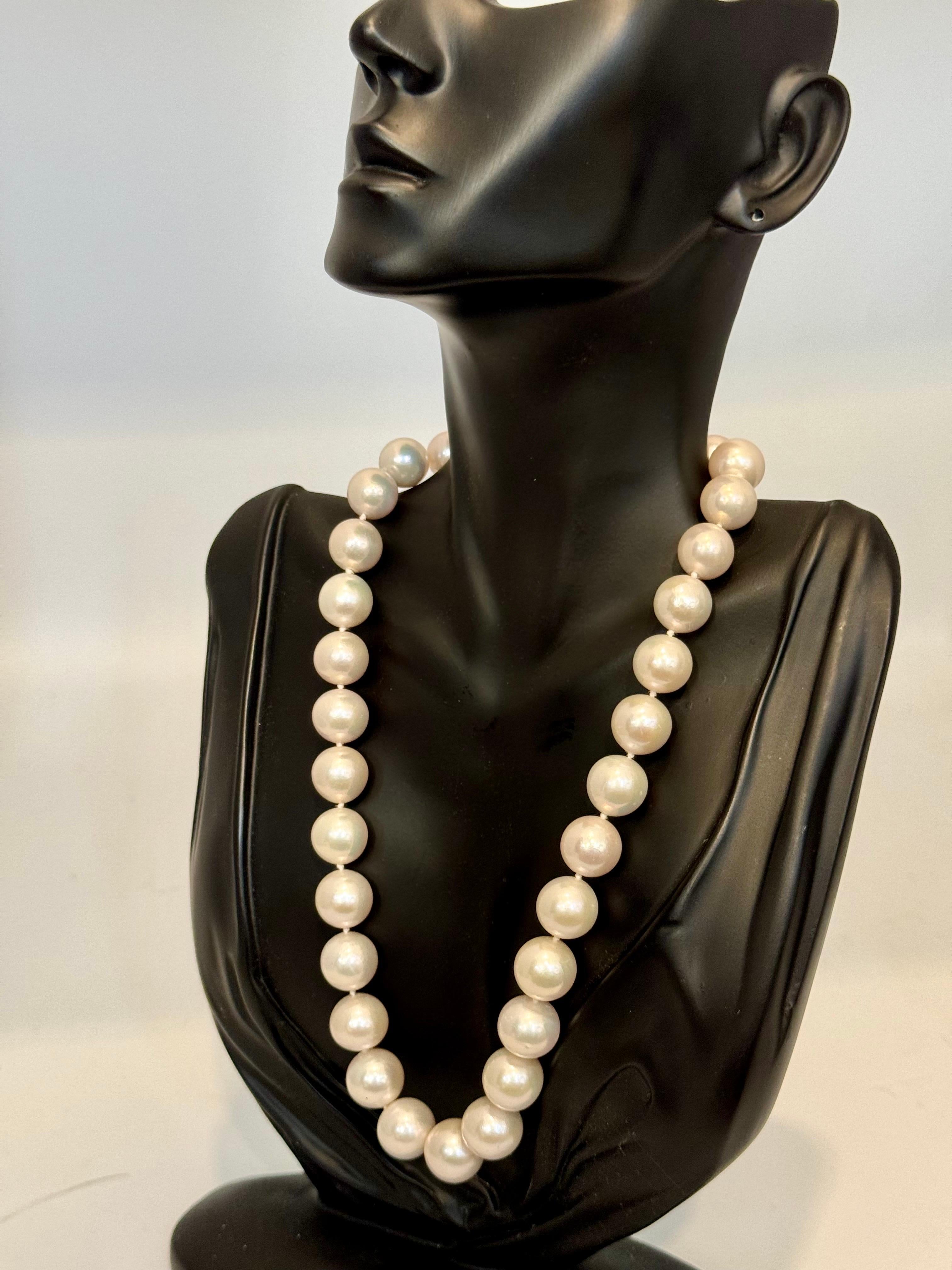 Graduating South Sea Pearls 12-14mm Strand Necklace 18 Kt Yellow Gold Clasp 11