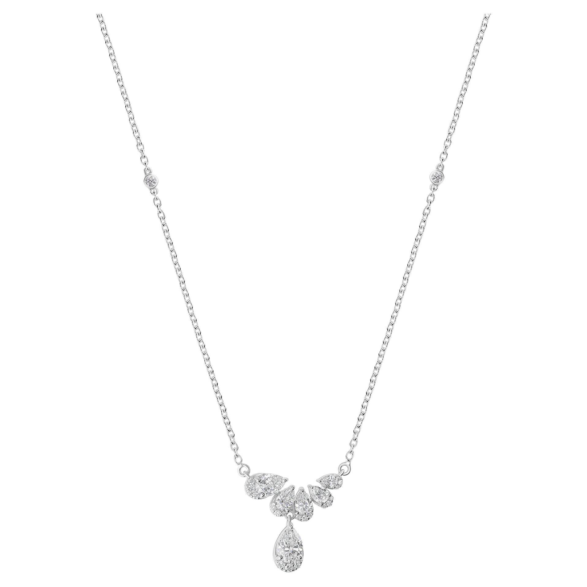 Collier à pendentifs en or blanc 18k avec diamants en forme de goutte d
eau Cadeau de demoiselle d
honneur