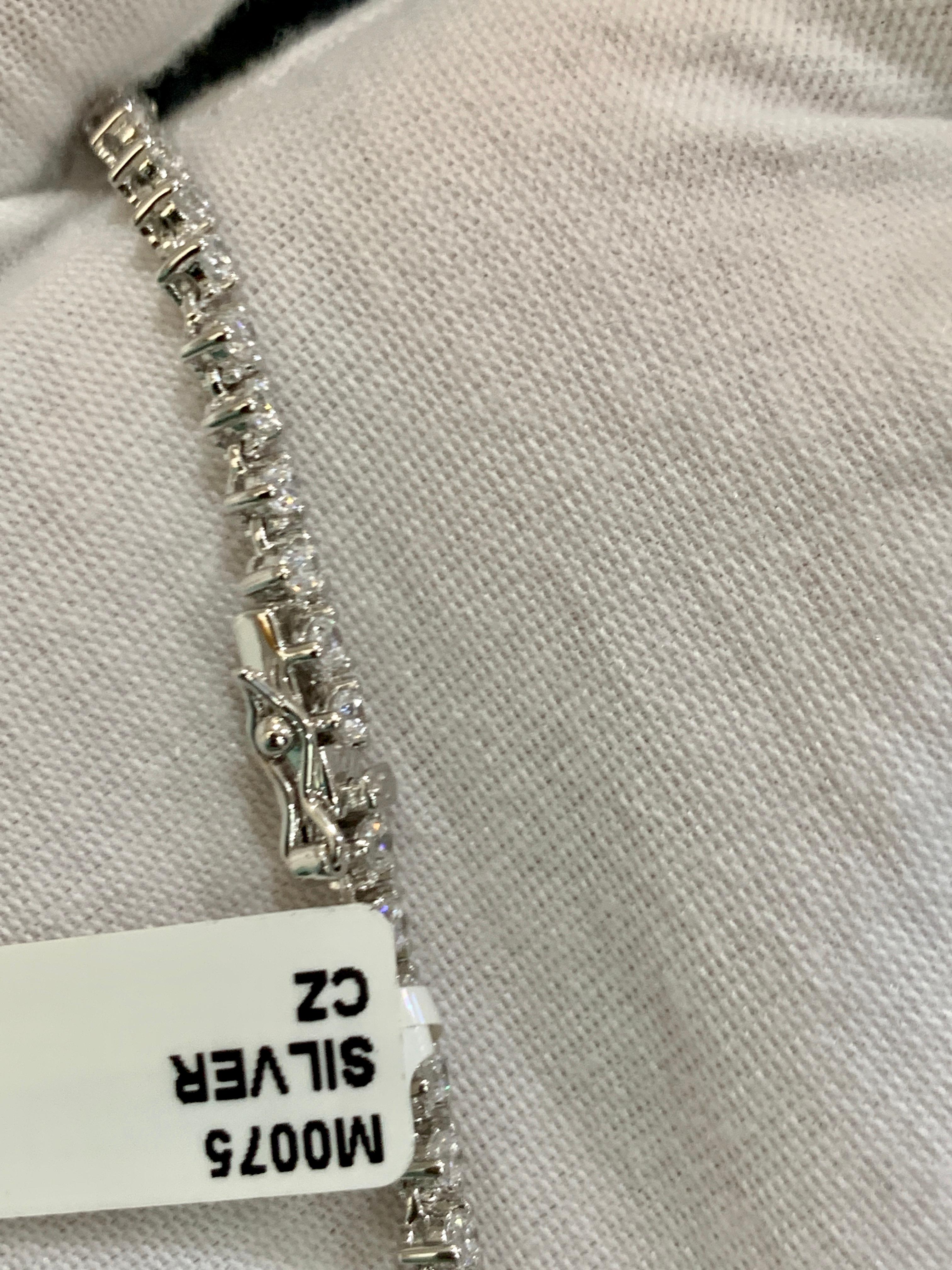 Graduating Tennis Rivera Necklace in Sterling Silver & Solitaire Cubic Zirconia 1