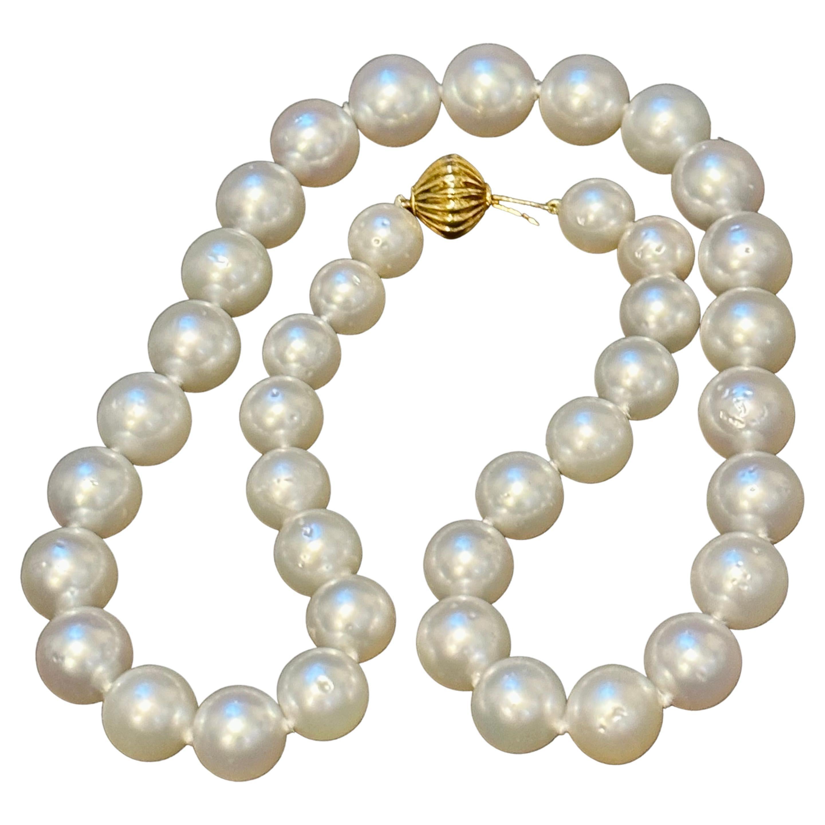 Graduating White South Sea Pearls 9-12mm Strand Necklace 14 Kt Yellow Gold Clasp For Sale