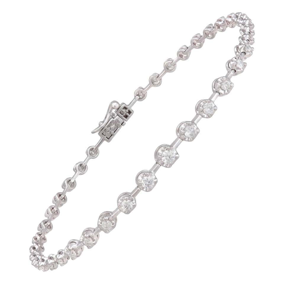 Classical Diamond Necklace 18K White Gold Graduation Style for Her For ...