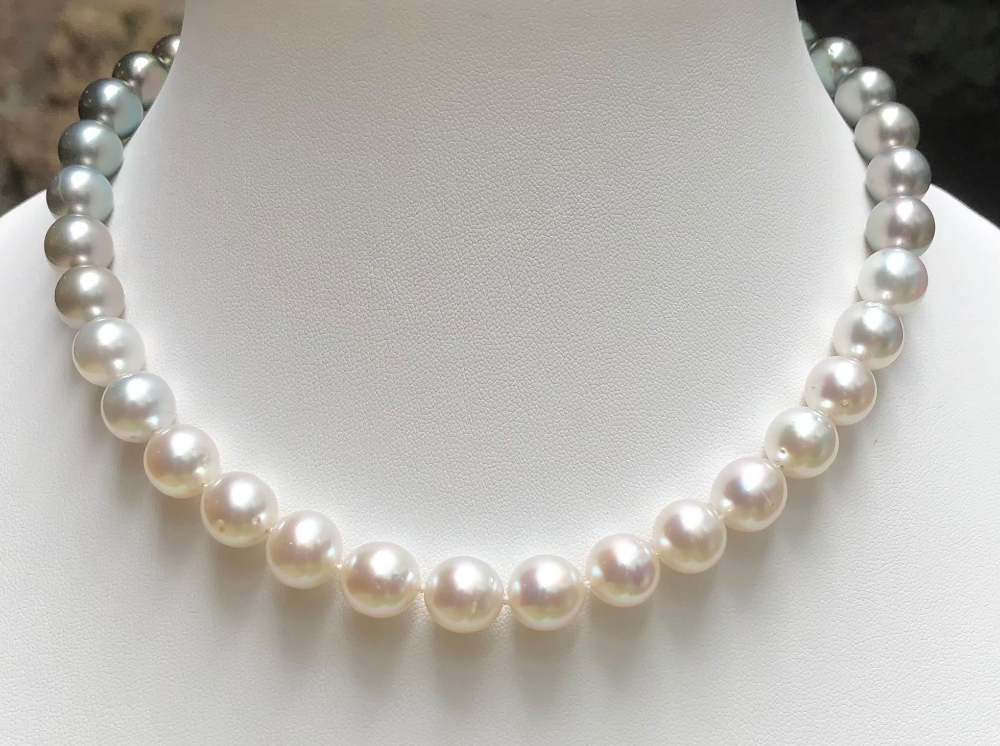 Gradutated Color South Sea Pearl Necklace with Hidden 18K White Gold Clasp In New Condition For Sale In Bangkok, TH