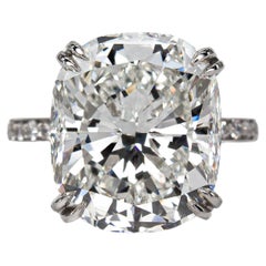Graff 10.01 carat GIA H VS1 Bague avec diamant taille coussin