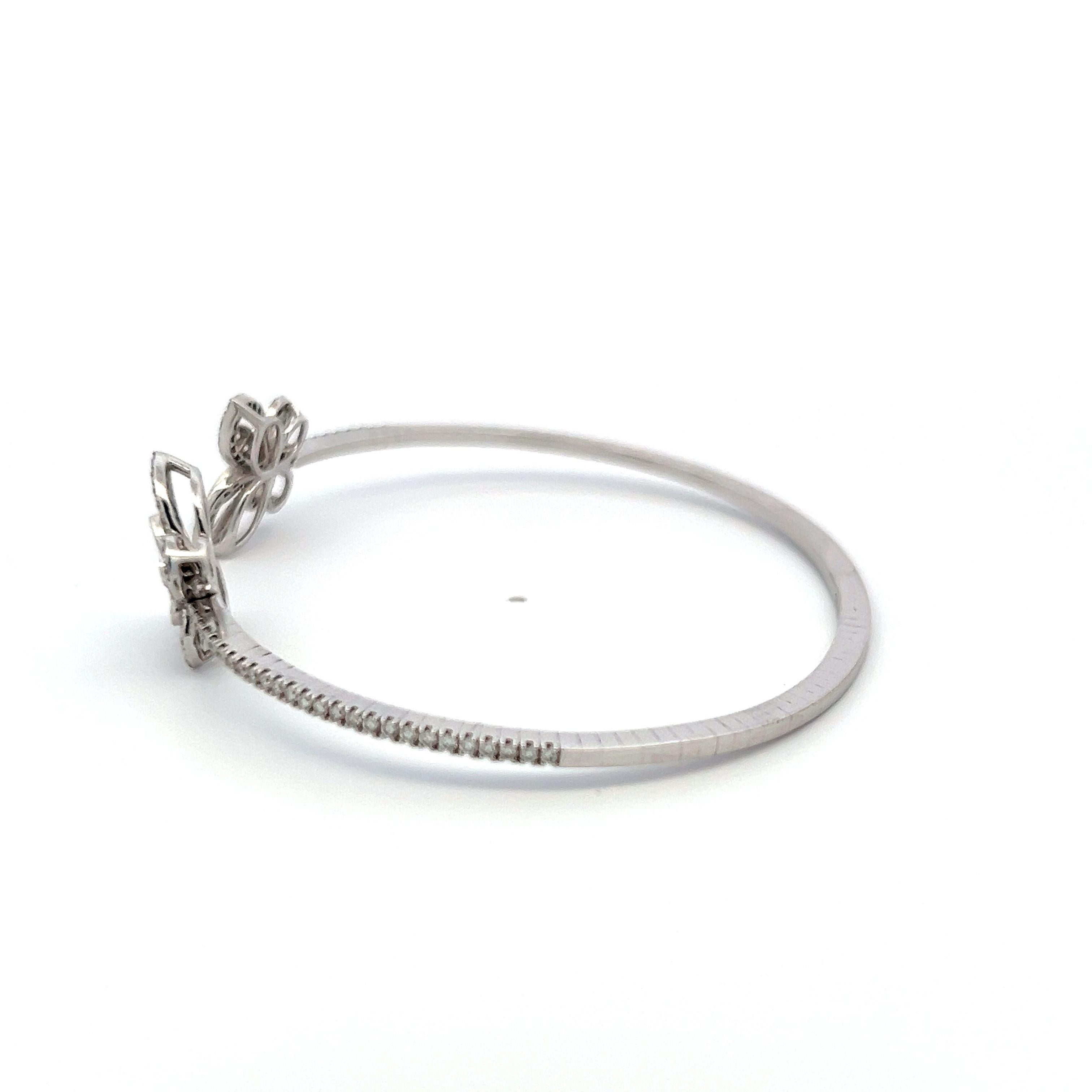 Graff Bracelet jonc en or blanc 18 carats avec diamants brillants ronds de 1,15 carat en vente 3